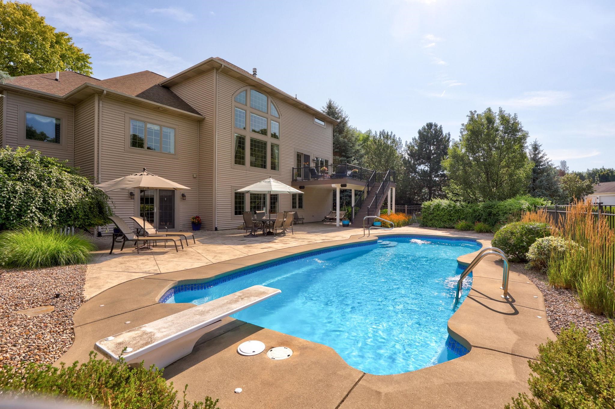 Frankenmuth, Michigan, 48734, United States, 5 Bedrooms Bedrooms, ,5 BathroomsBathrooms,Residential,For Sale,1989932