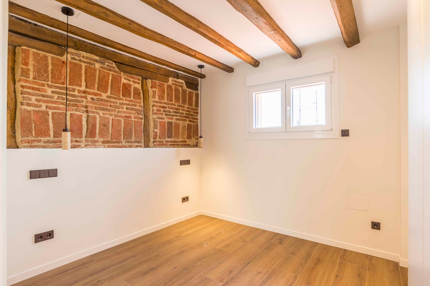  Charming renovated flat on Ruiz Street - 物件實景