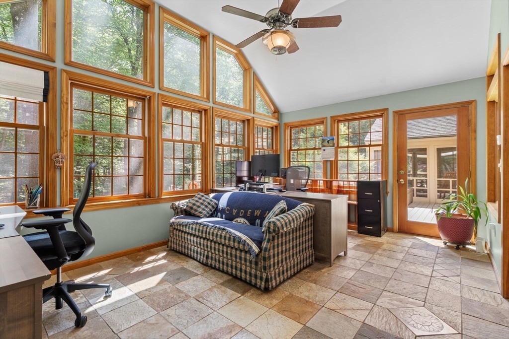 Princeton, Massachusetts, 01541, United States, 4 Bedrooms Bedrooms, ,4 BathroomsBathrooms,Residential,For Sale,2005212