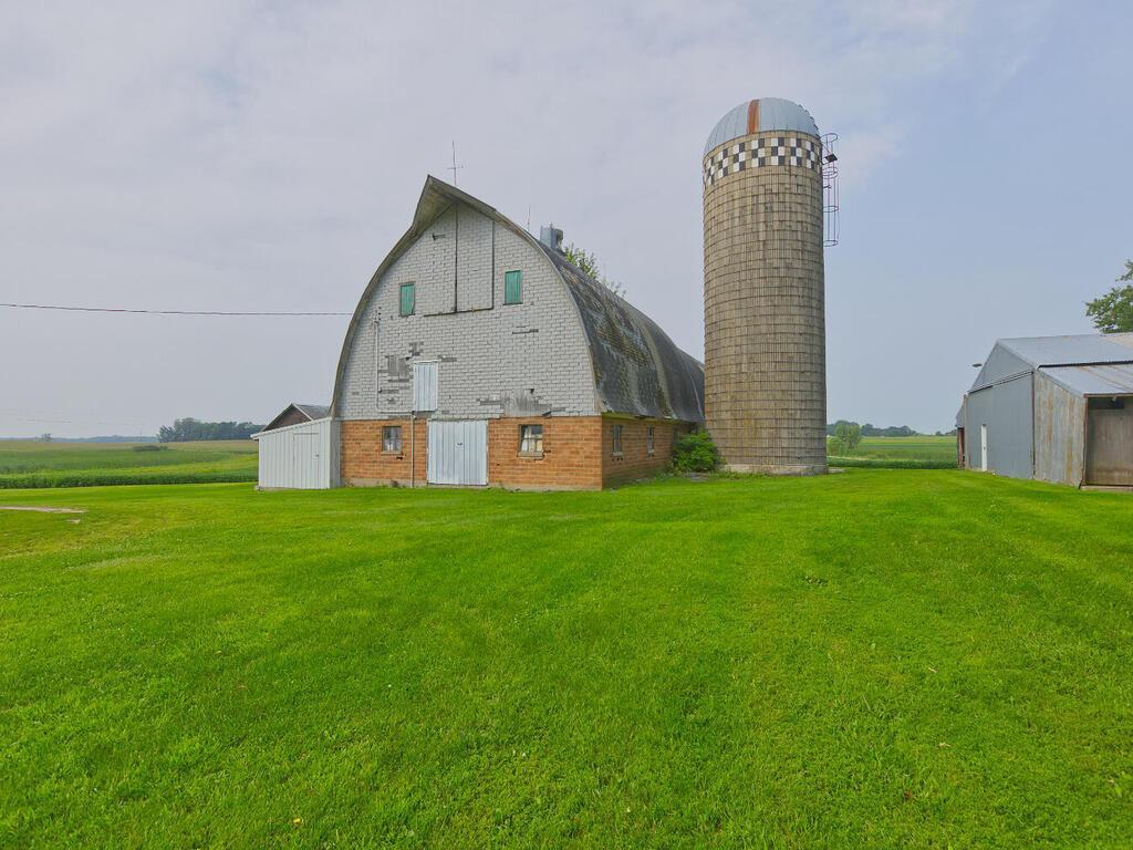 Winsted, Minnesota, 55395, United States, 2 Bedrooms Bedrooms, ,1 BathroomBathrooms,Residential,For Sale,1979675