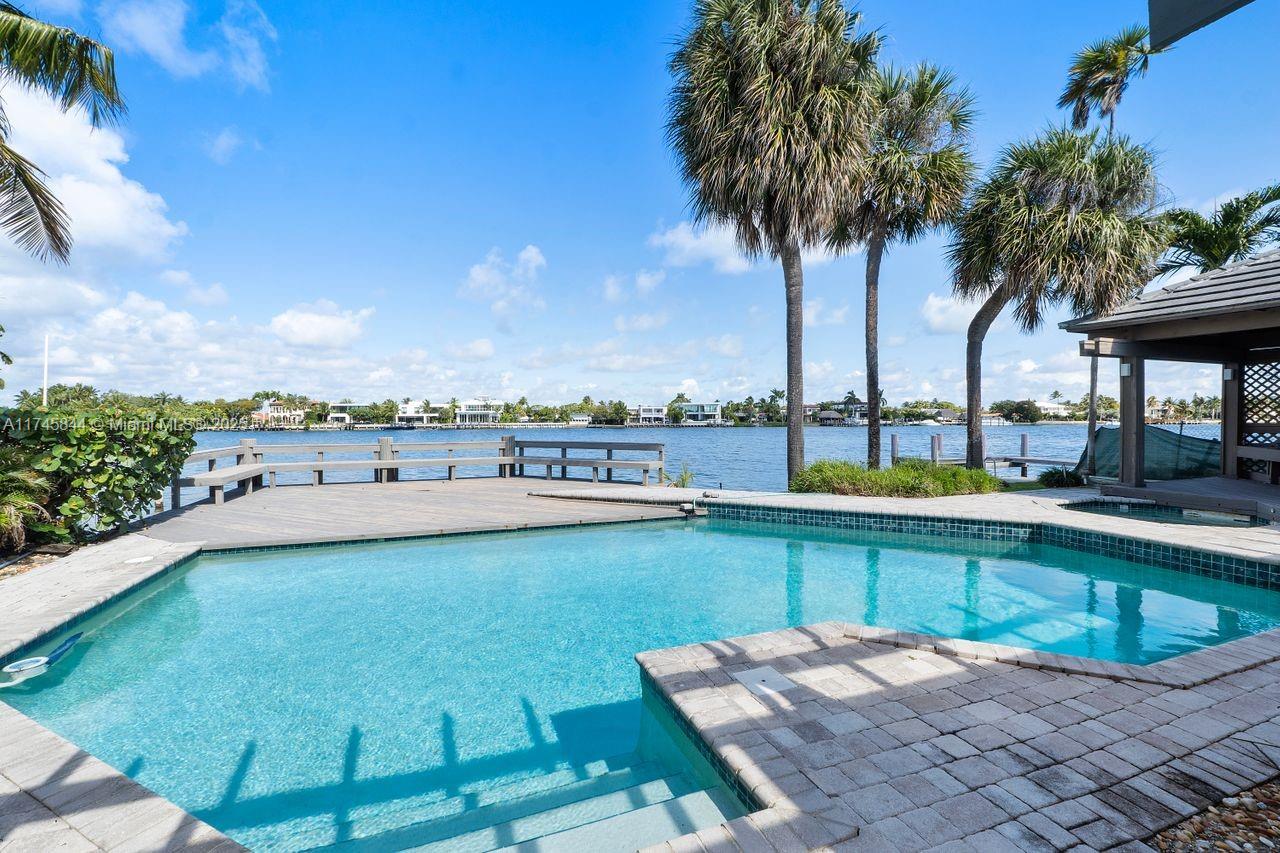 Miami Beach, Florida, 33141, United States, 4 Bedrooms Bedrooms, ,3 BathroomsBathrooms,Residential,For Sale,1711851
