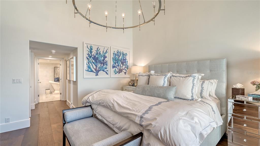 Longboat Key, Florida, 34228, United States, 3 Bedrooms Bedrooms, ,4 BathroomsBathrooms,Residential,For Sale,1777241