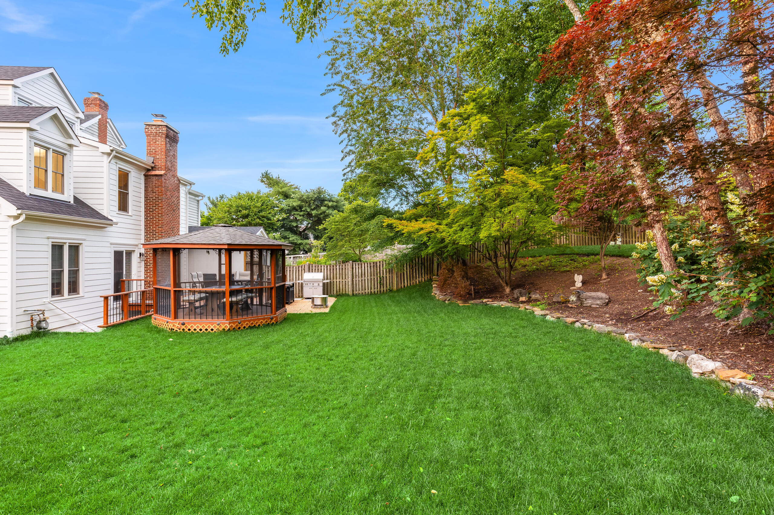  215 Andover Court Northeast, Leesburg, VA 20176 - 物件實景
