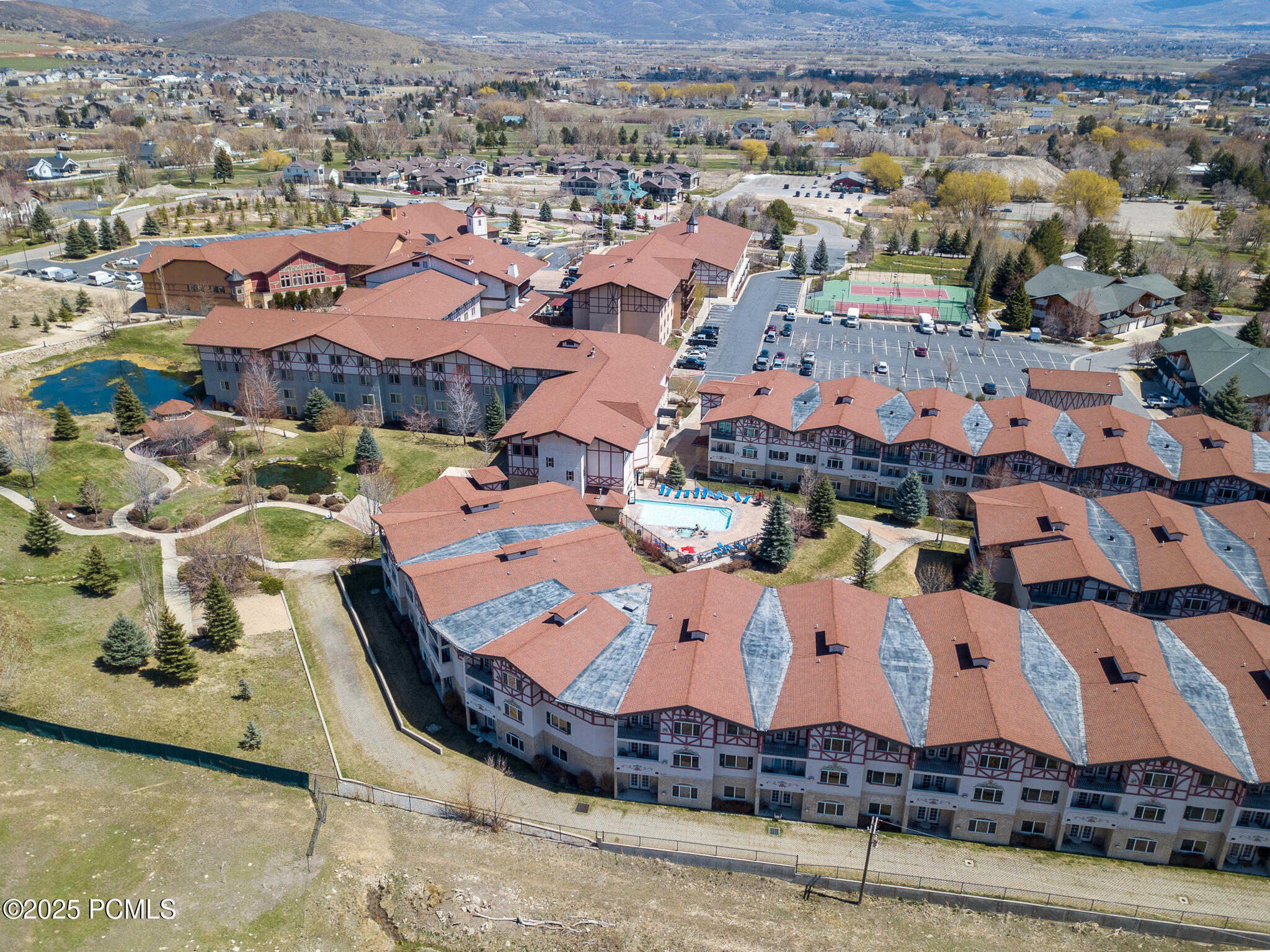 Midway, Utah, 84049, United States, 3 Bedrooms Bedrooms, ,3 BathroomsBathrooms,Residential,For Sale,1826612