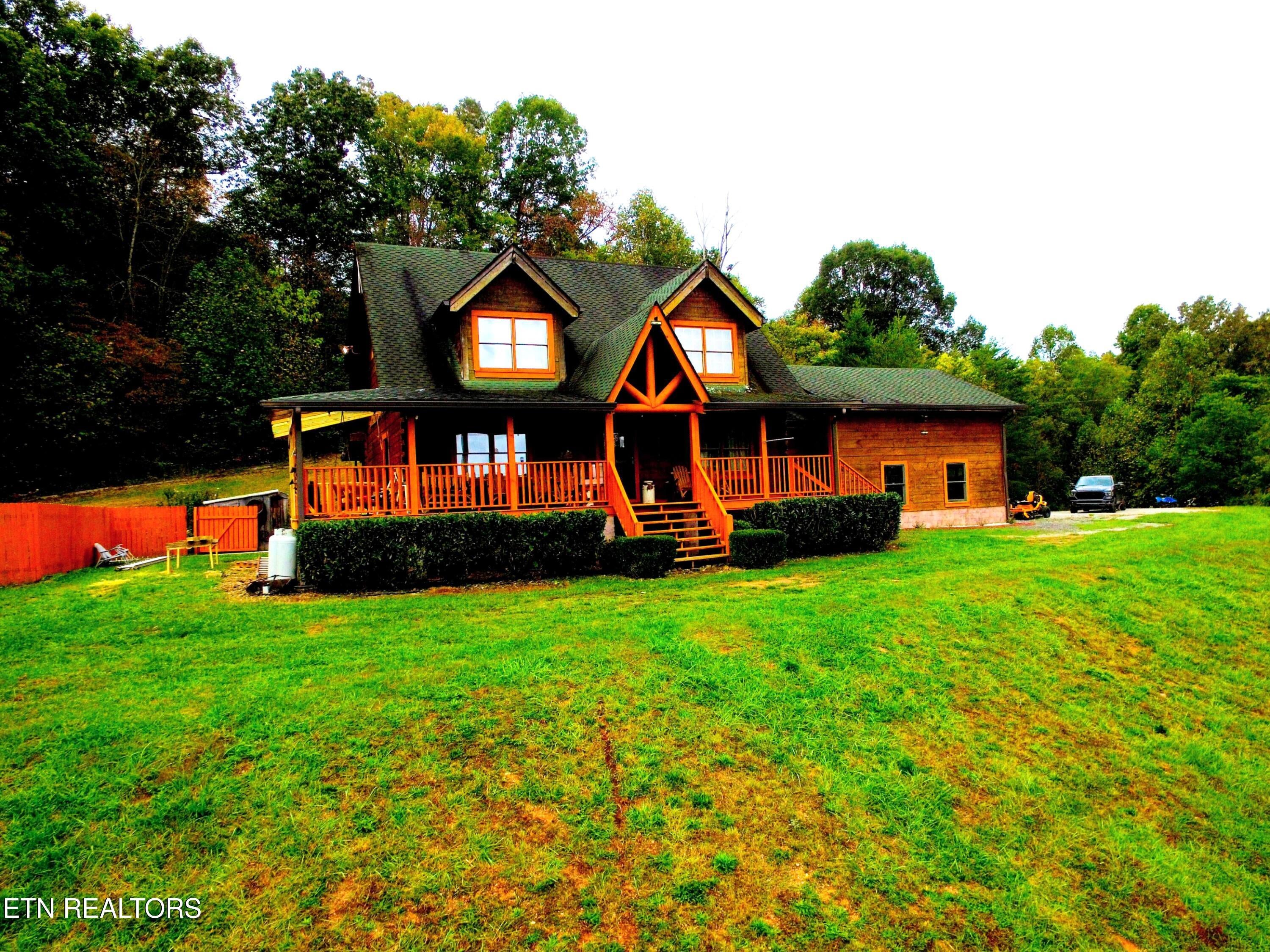 New Tazewell, Tennessee, 37825, United States, 3 Bedrooms Bedrooms, ,3 BathroomsBathrooms,Residential,For Sale,1961424