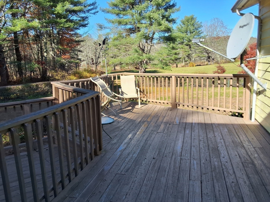 North Brookfield, Massachusetts, 01535, United States, 4 Bedrooms Bedrooms, ,2 BathroomsBathrooms,Residential,For Sale,1980340