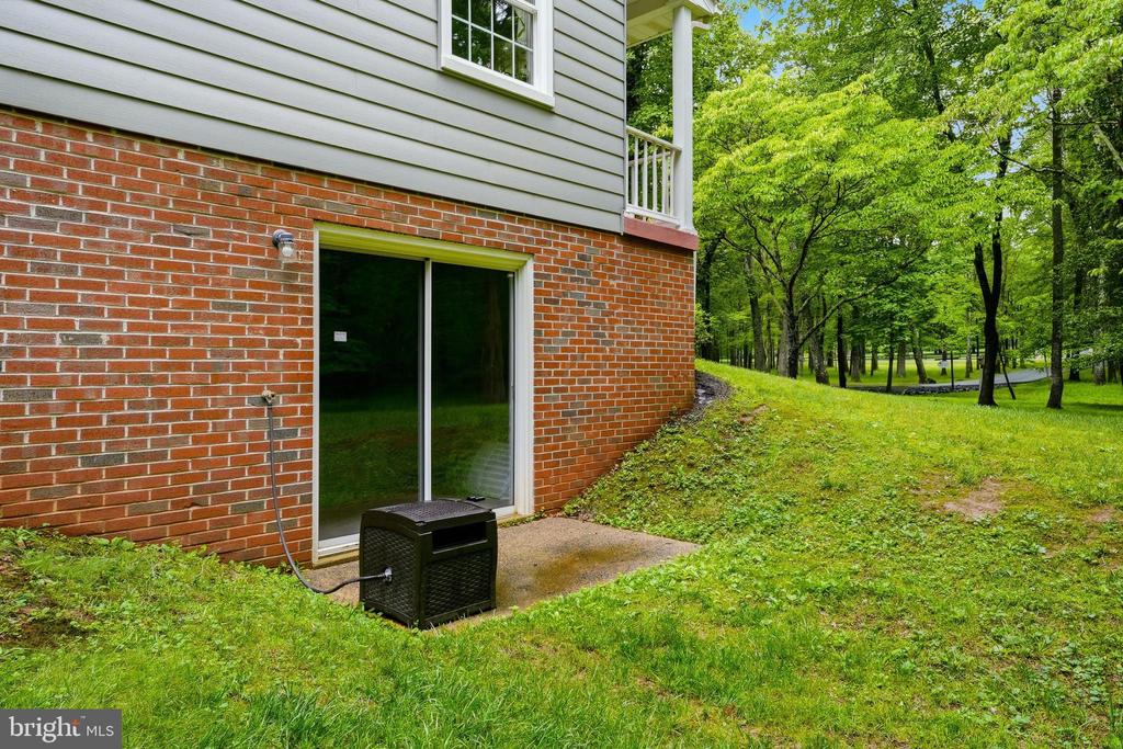 Warrenton, Virginia, 20187, United States, 4 Bedrooms Bedrooms, ,3 BathroomsBathrooms,Residential,For Sale,2048505