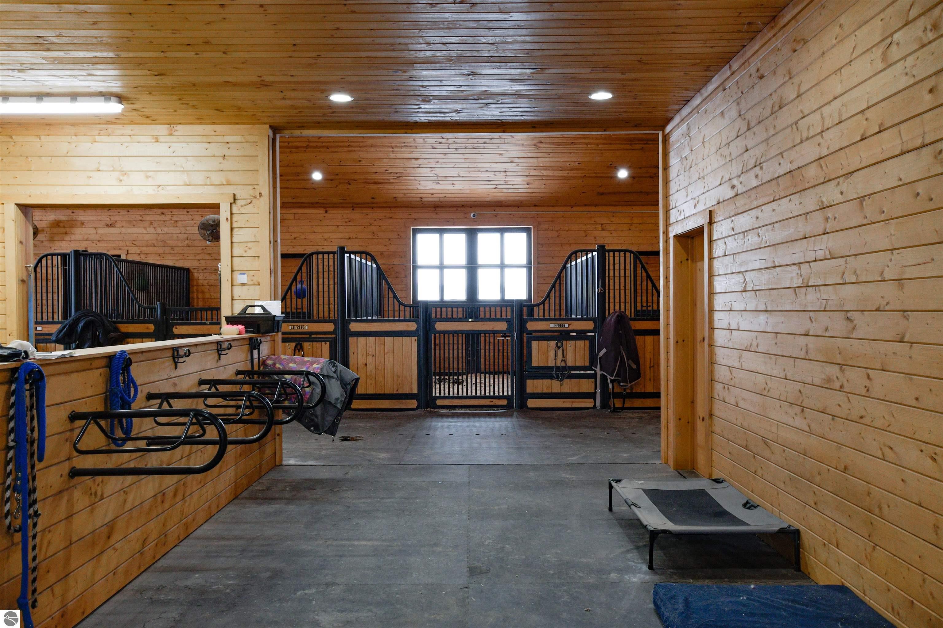 Traverse City, Michigan, 49686, United States, 3 Bedrooms Bedrooms, ,2 BathroomsBathrooms,Residential,For Sale,1819193