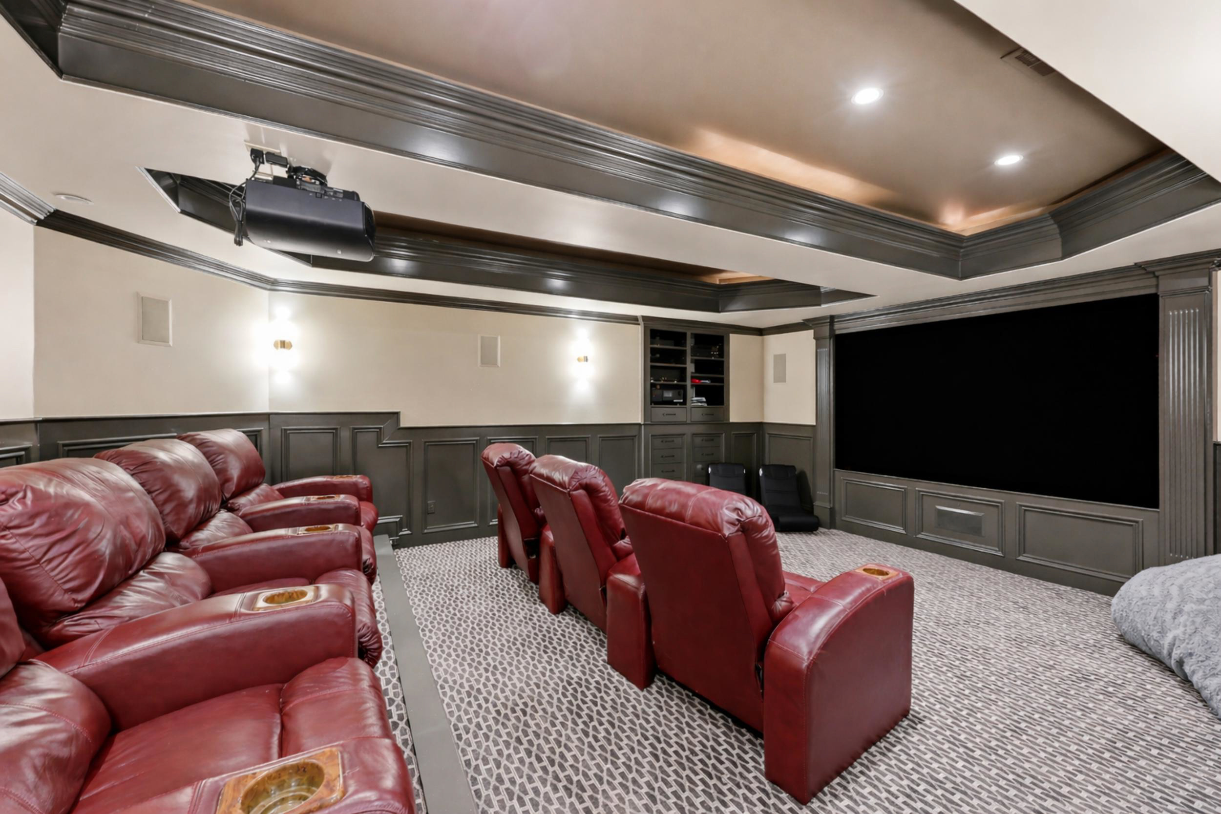  4848 Chelmsbury Lane - 物件實景