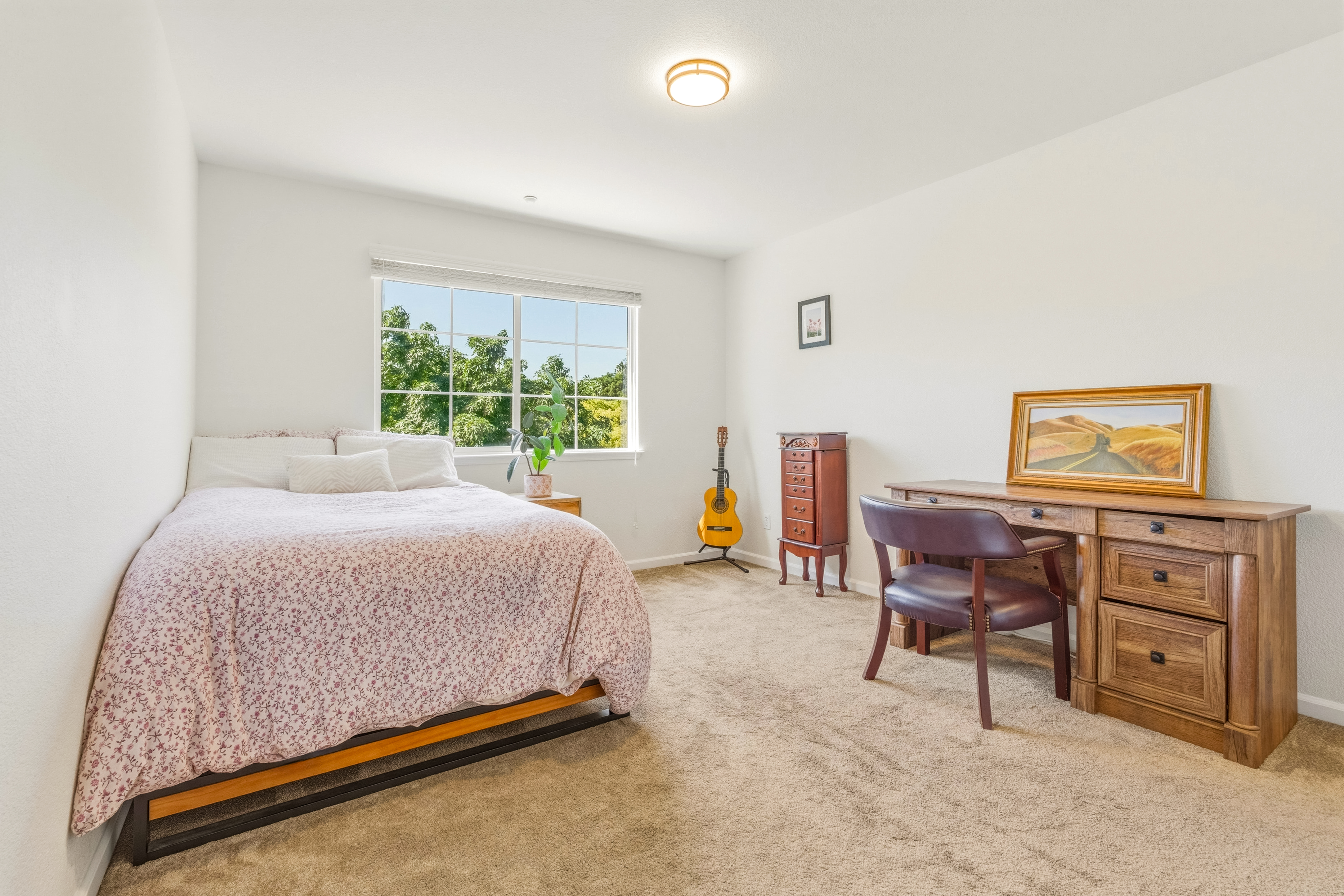  Spacious Atherton Ranch Beauty - 物件實景