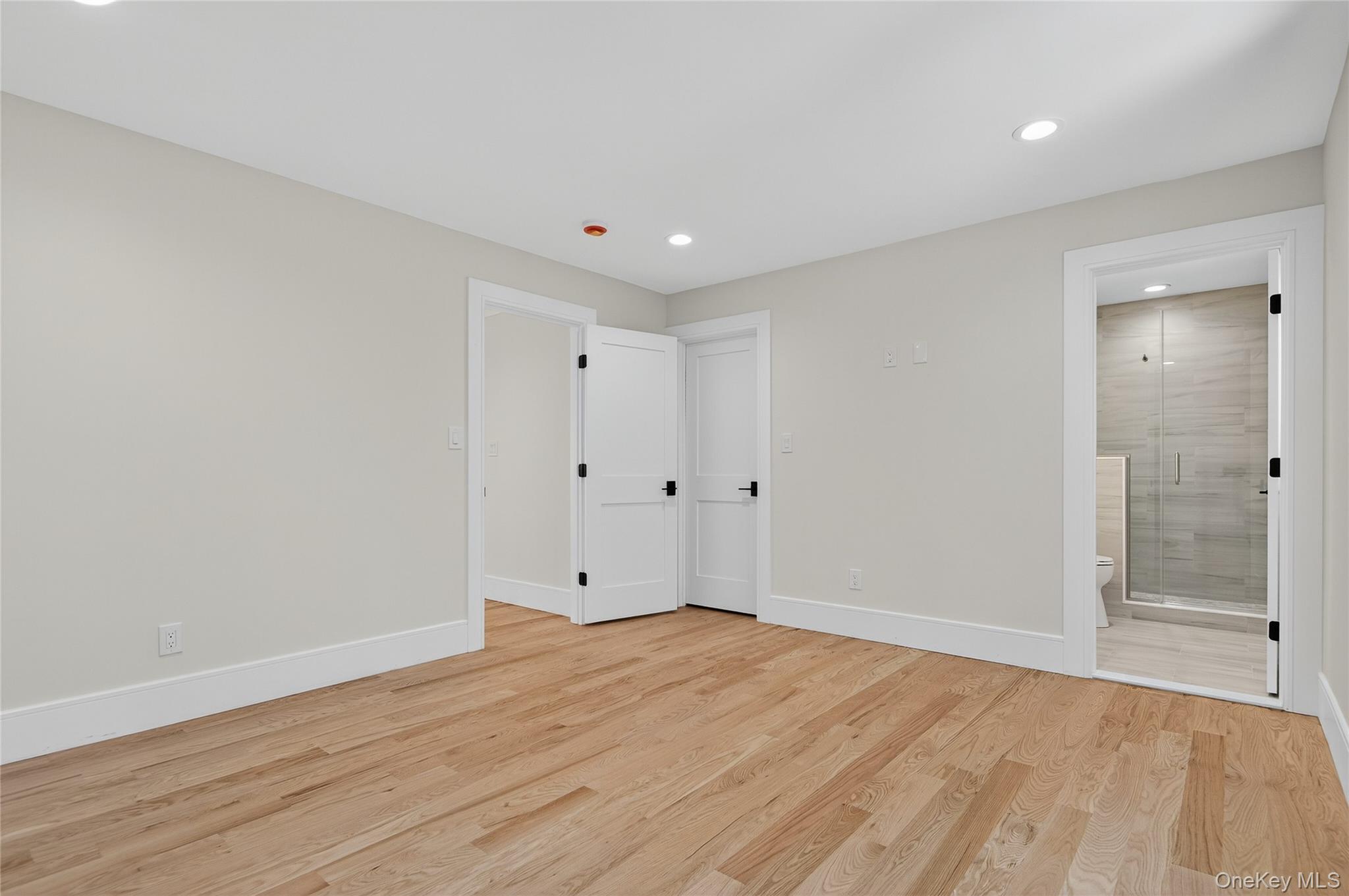  654 Caledonia Road, Dix Hills, NY, 11746 - 物件實景