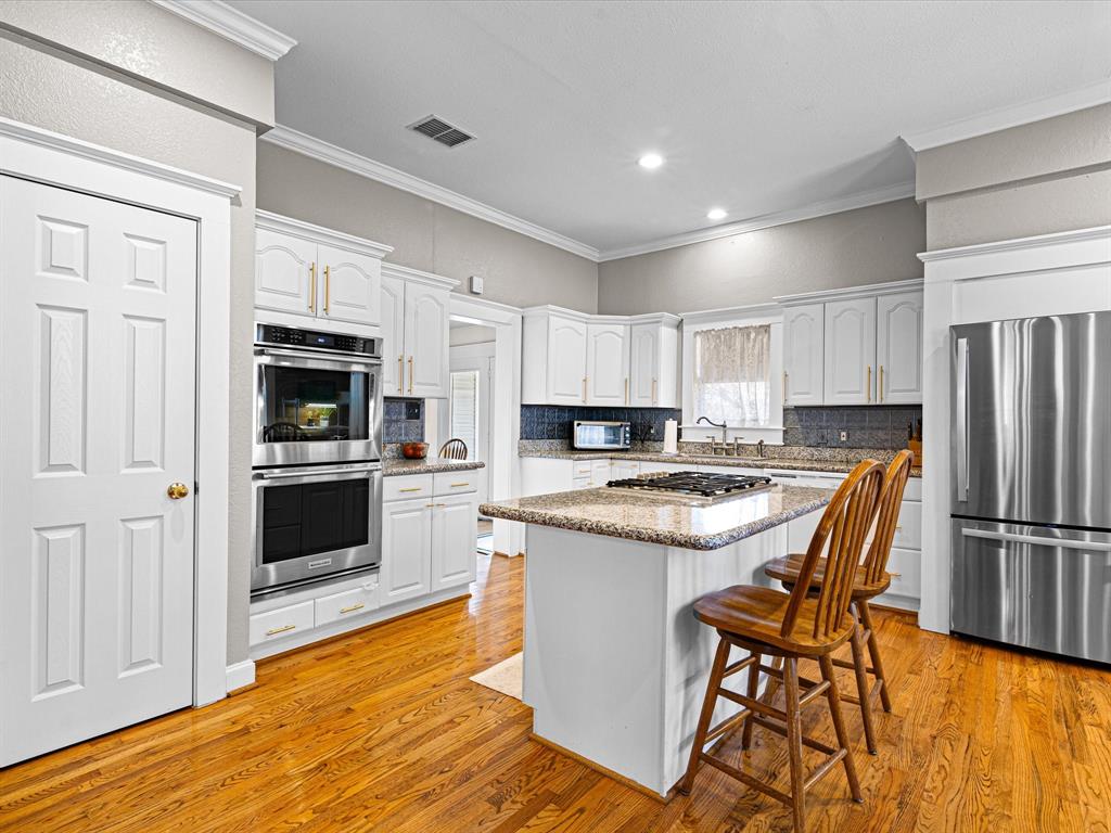 Waxahachie, Texas, 75165, United States, 5 Bedrooms Bedrooms, ,3 BathroomsBathrooms,Residential,For Sale,1983895