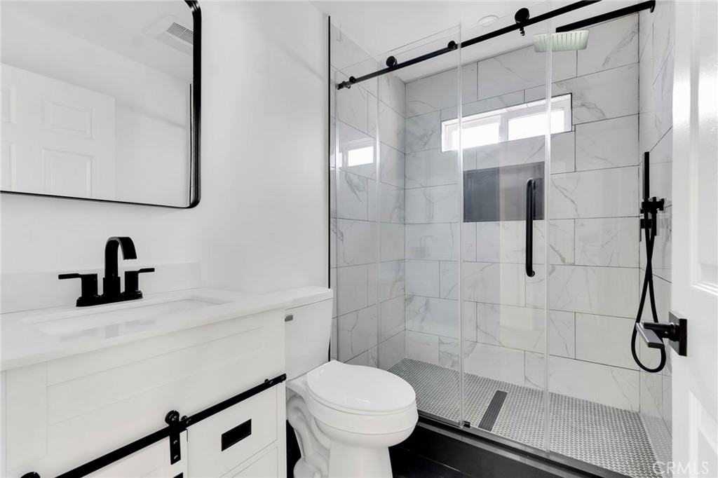 Arleta, California, 91331, United States, 6 Bedrooms Bedrooms, ,4 BathroomsBathrooms,Residential,For Sale,1941293