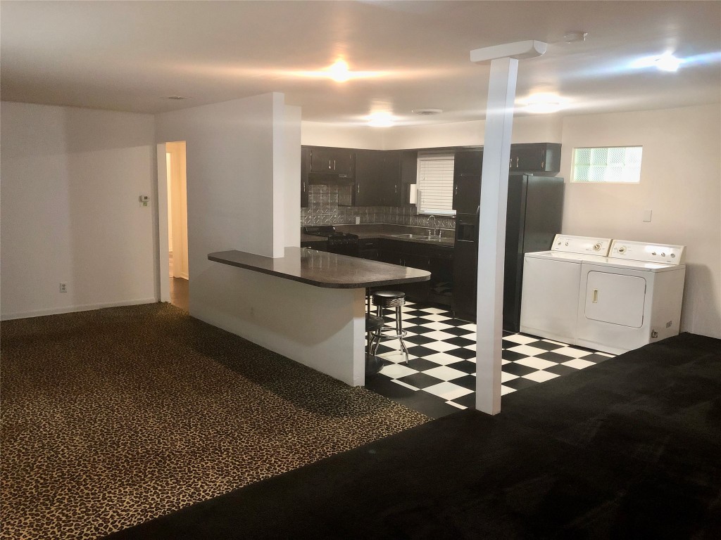 Austin, Texas, 78704, United States, ,Residential,For Sale,1827558