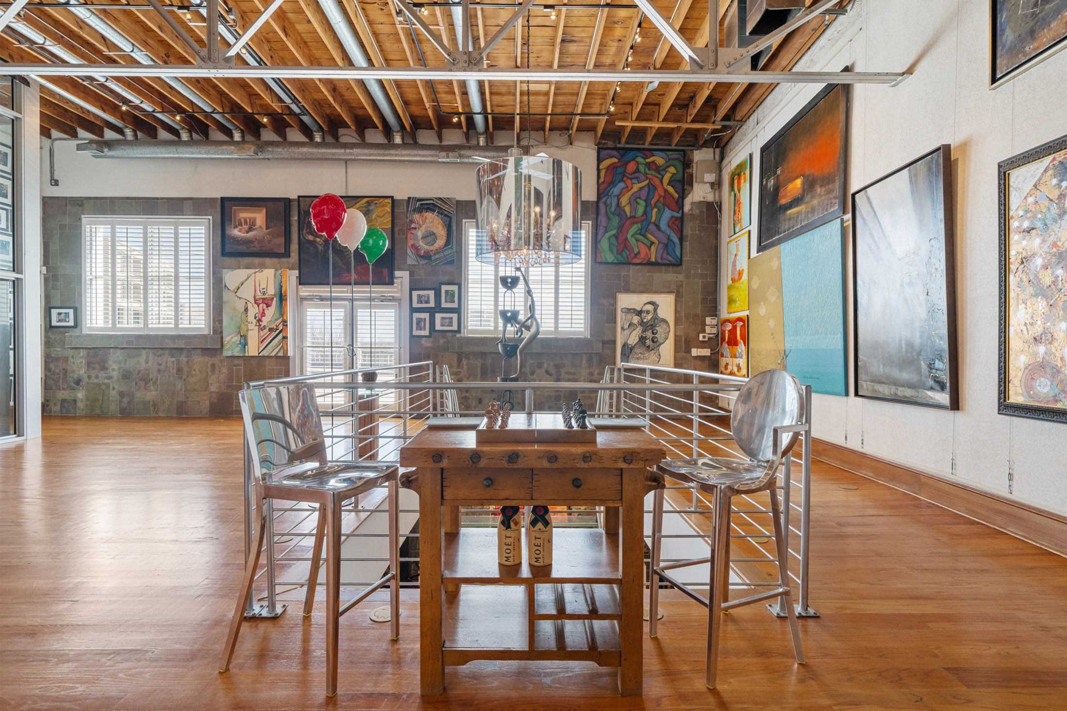  Extraordinary 1925 Landmark Live-Work Building in the Heart of Castleberry Hill - 物件實景