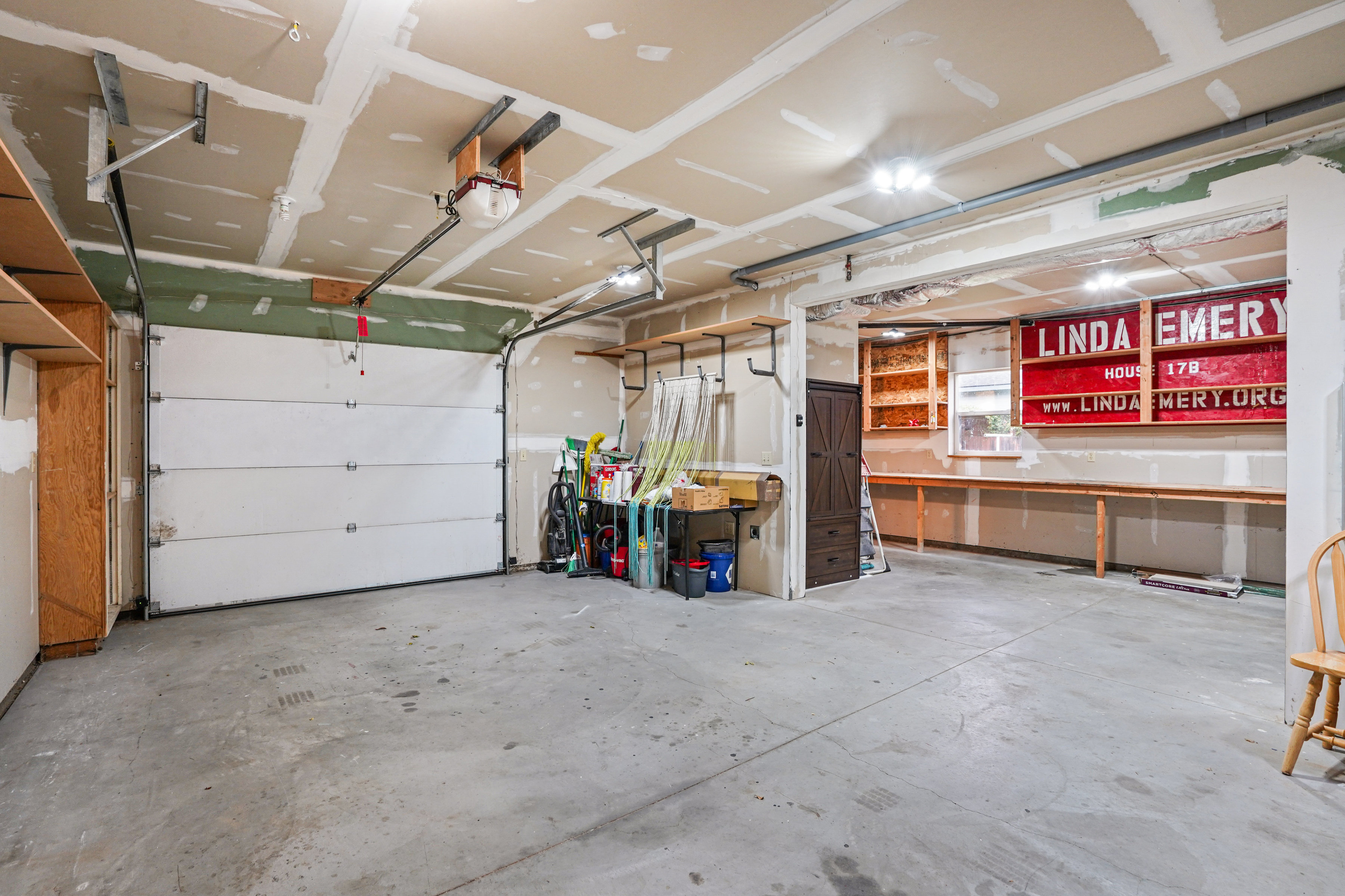  Lives Like Two Homes - 物件實景