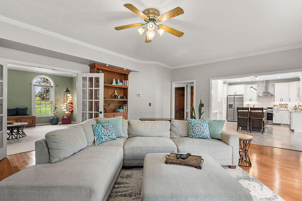 Valparaiso, Indiana, 46385, United States, 4 Bedrooms Bedrooms, ,3 BathroomsBathrooms,Residential,For Sale,1988266