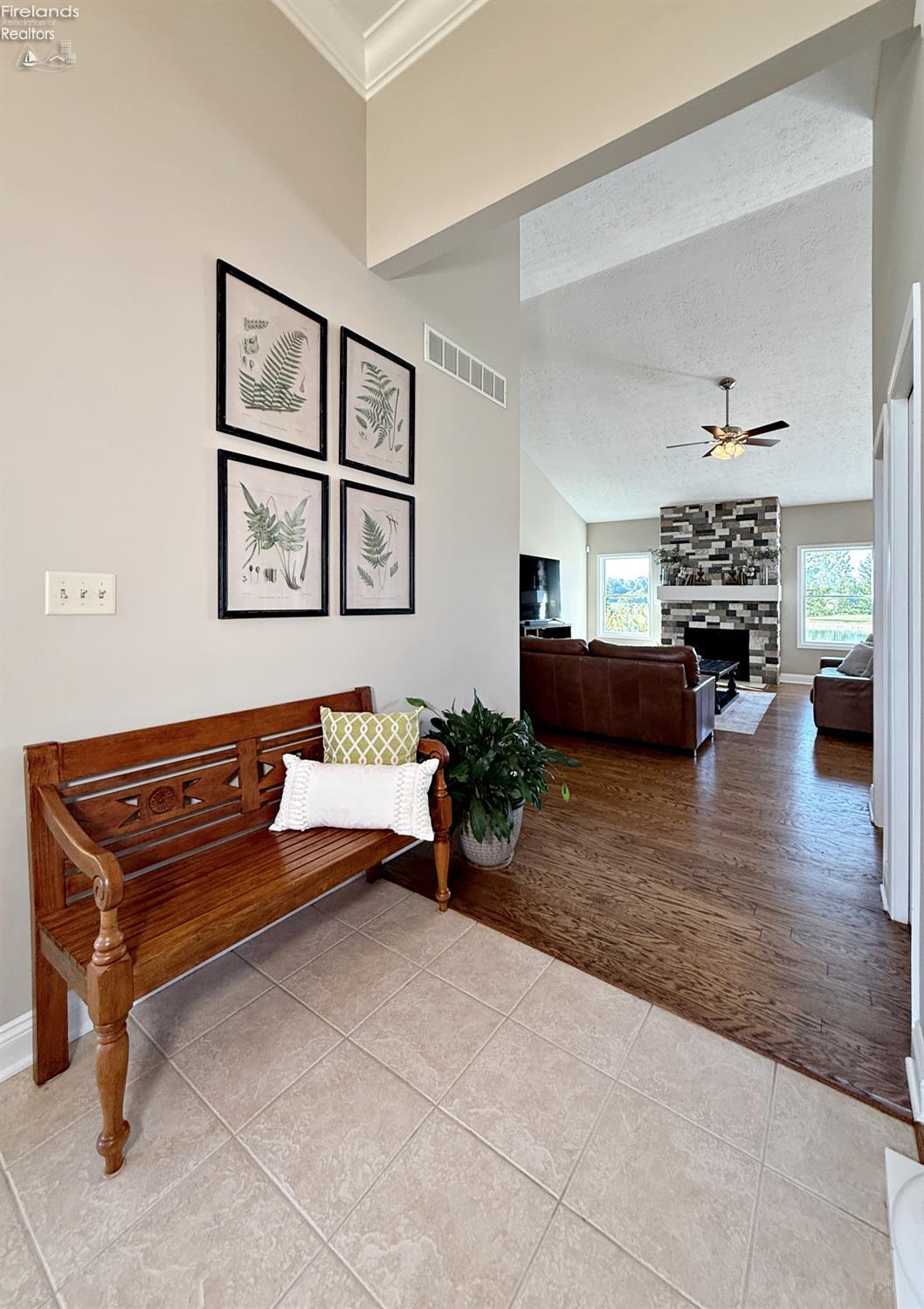 McComb, Ohio, 45858, United States, 4 Bedrooms Bedrooms, ,4 BathroomsBathrooms,Residential,For Sale,1978149