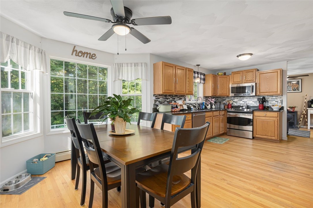 Coventry, Rhode Island, 02816, United States, 3 Bedrooms Bedrooms, ,3 BathroomsBathrooms,Residential,For Sale,1938841