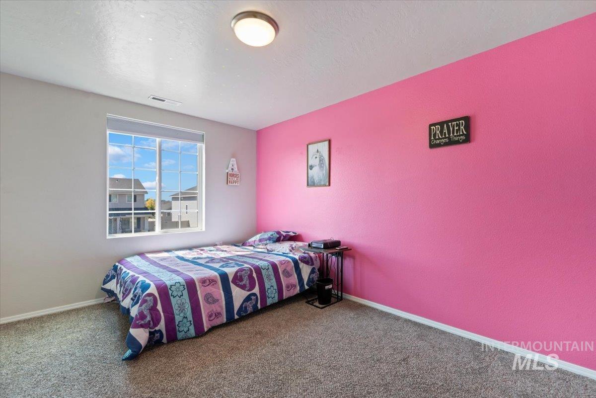 Nampa, Idaho, 83687, United States, 5 Bedrooms Bedrooms, ,Residential,For Sale,1926989