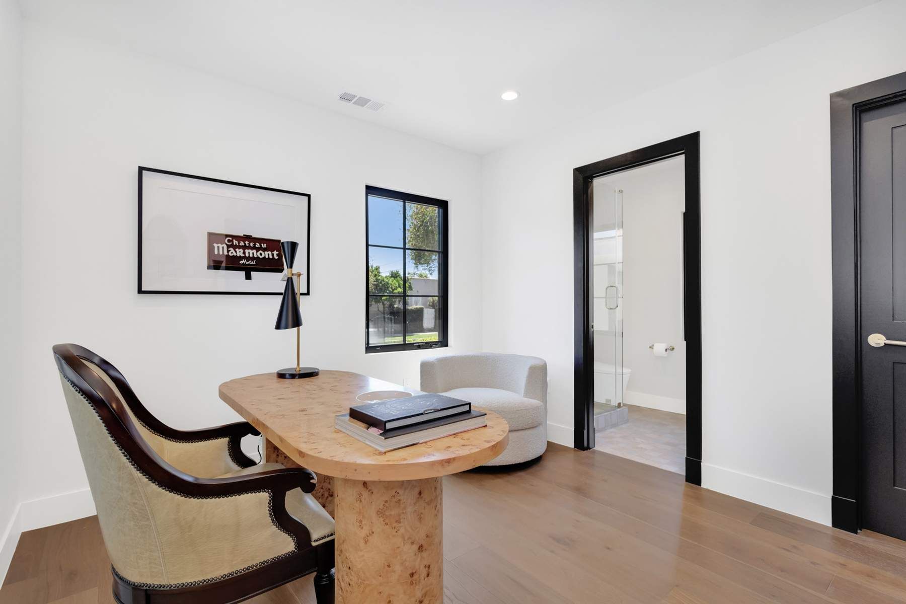  8671 Clifton Way - 物件實景