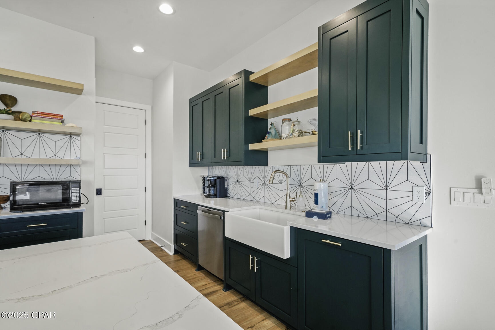 Mexico Beach, Florida, 32456, United States, 5 Bedrooms Bedrooms, ,6 BathroomsBathrooms,Residential,For Sale,1994562