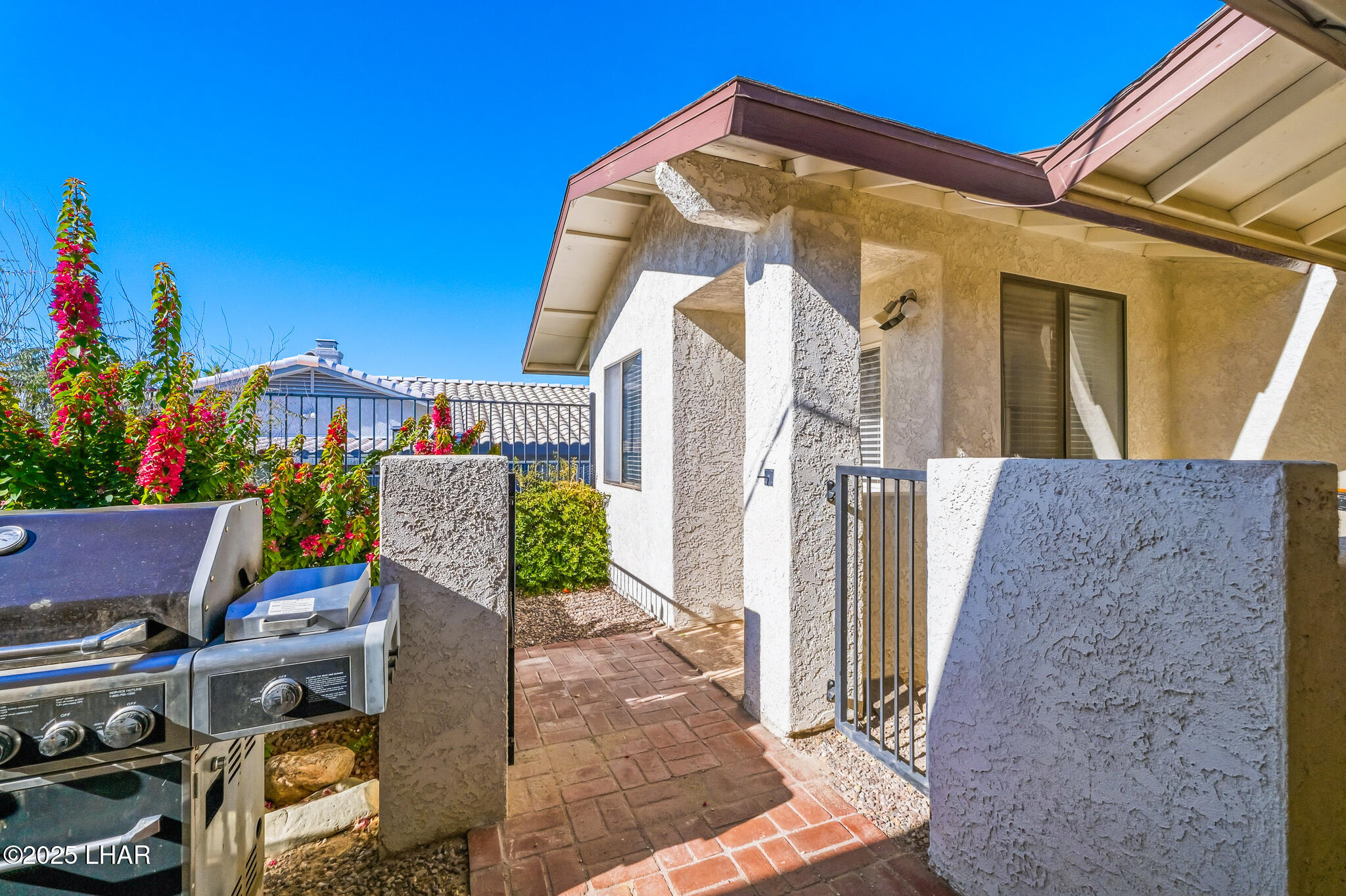 Lake Havasu City, Arizona, 86404, United States, 4 Bedrooms Bedrooms, ,2 BathroomsBathrooms,Residential,For Sale,2002177