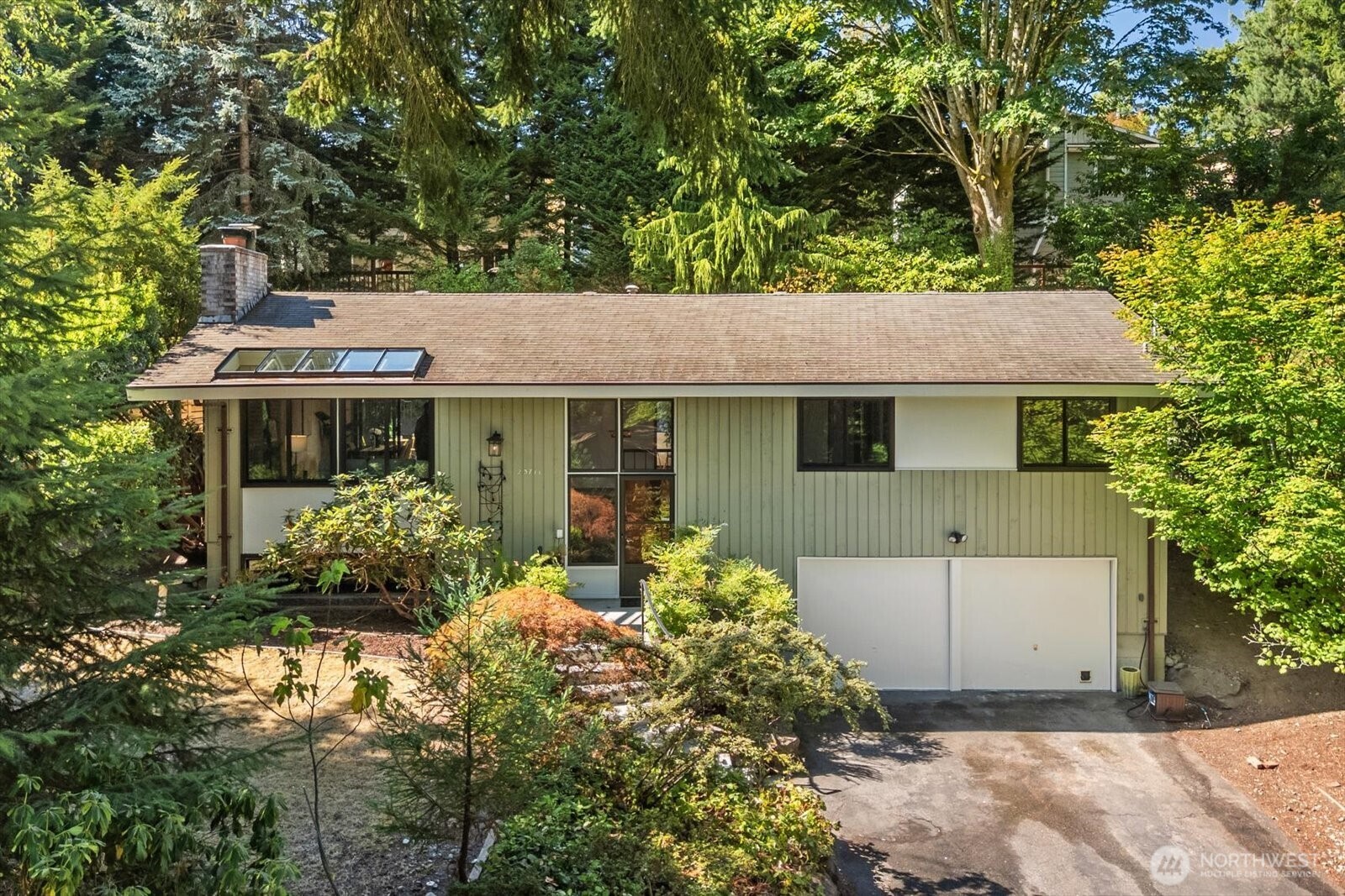 Edmonds, Washington, 98026, United States, 3 Bedrooms Bedrooms, ,1 BathroomBathrooms,Residential,For Sale,1950976