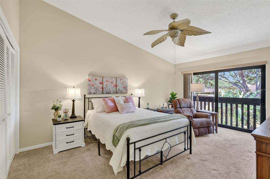 Largo, Florida, 33774, United States, 3 Bedrooms Bedrooms, ,3 BathroomsBathrooms,Residential,For Sale,1965170