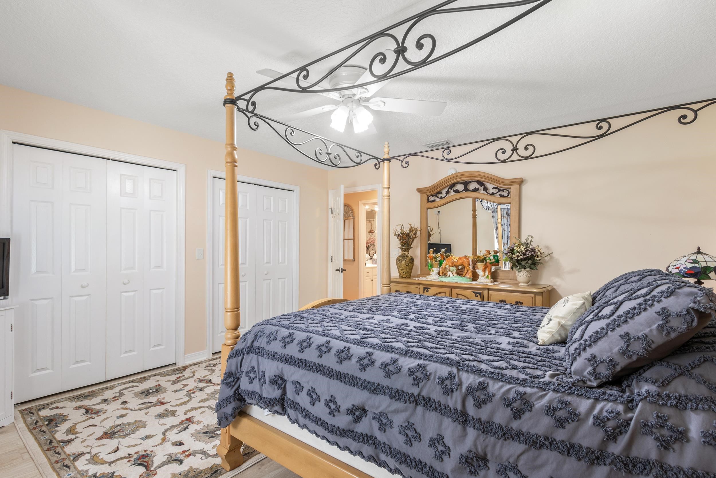 East Palatka, Florida, 32131, United States, 3 Bedrooms Bedrooms, ,2 BathroomsBathrooms,Residential,For Sale,1983358