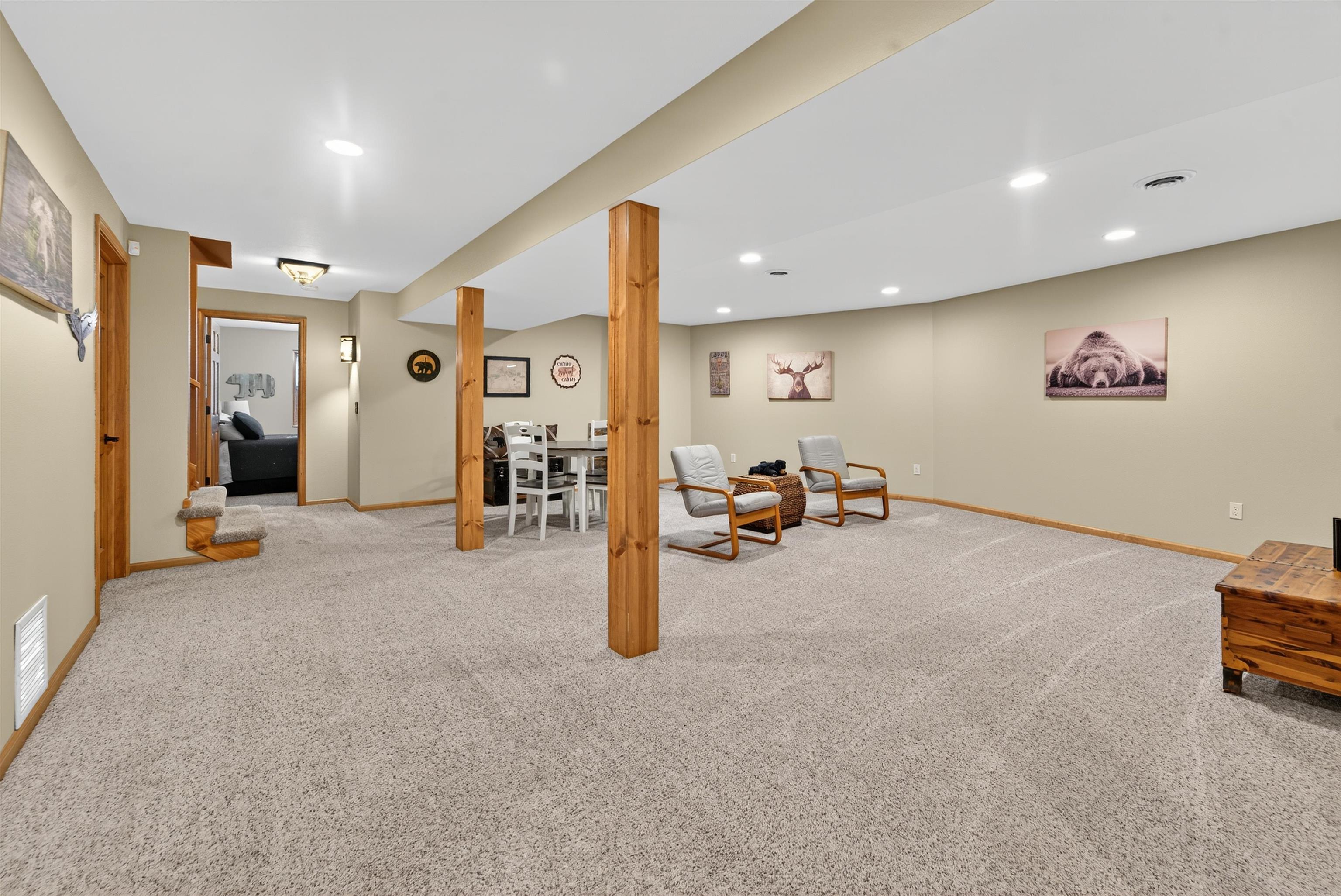 KESHENA, Wisconsin, 54135, United States, 3 Bedrooms Bedrooms, ,3 BathroomsBathrooms,Residential,For Sale,1988158