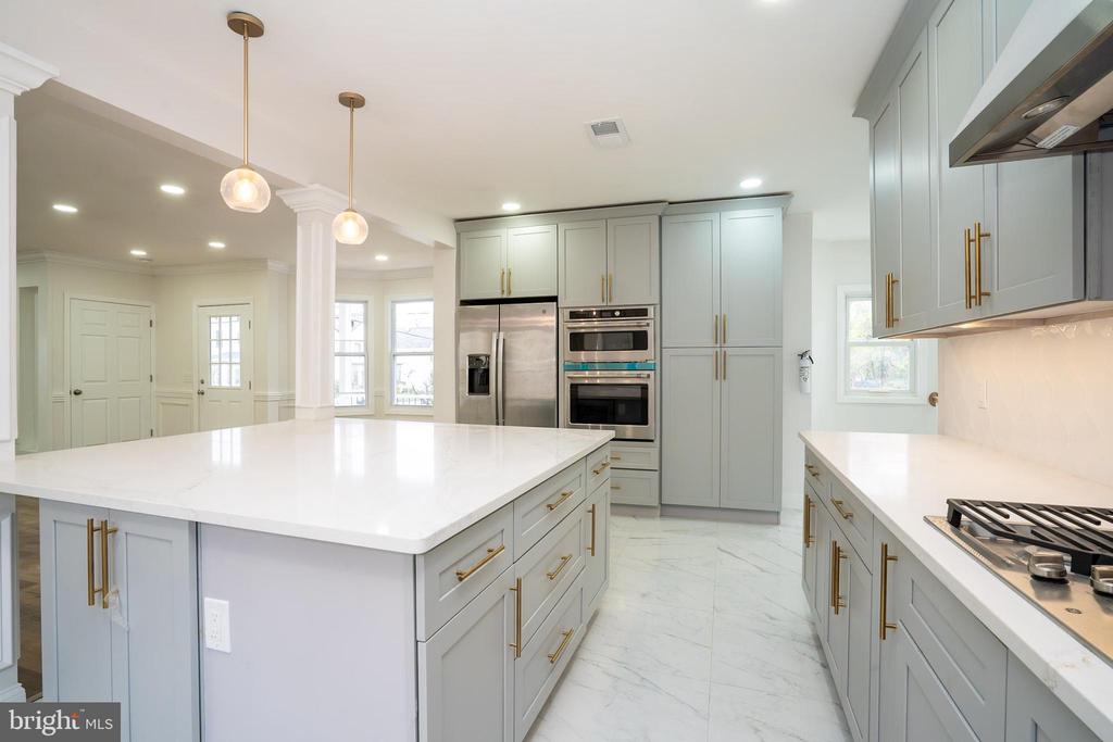 Hightstown, New Jersey, 08520, United States, 7 Bedrooms Bedrooms, ,5 BathroomsBathrooms,Residential,For Sale,1938166