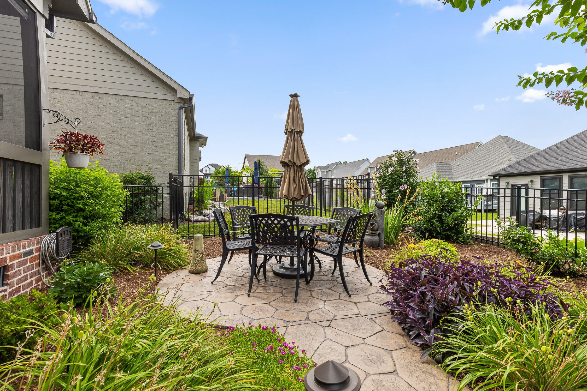 7868 Eden Court, Chattanooga, Tennessee, 37421, United States, 3 Bedrooms Bedrooms, ,3 BathroomsBathrooms,Residential,For Sale,7868 Eden Court,1634675