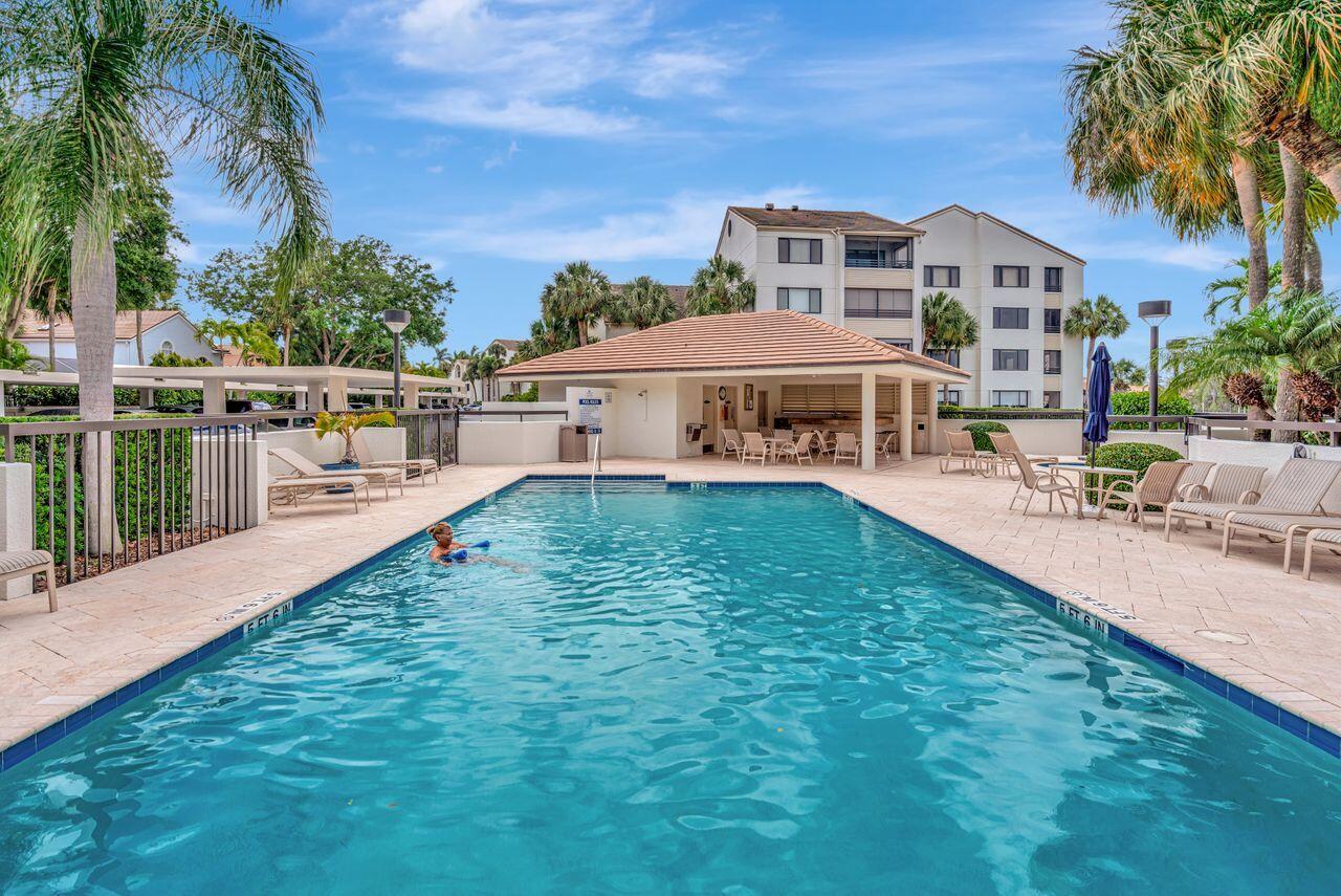 Juno Beach, Florida, 33408, United States, 3 Bedrooms Bedrooms, ,2 BathroomsBathrooms,Residential,For Sale,1761960