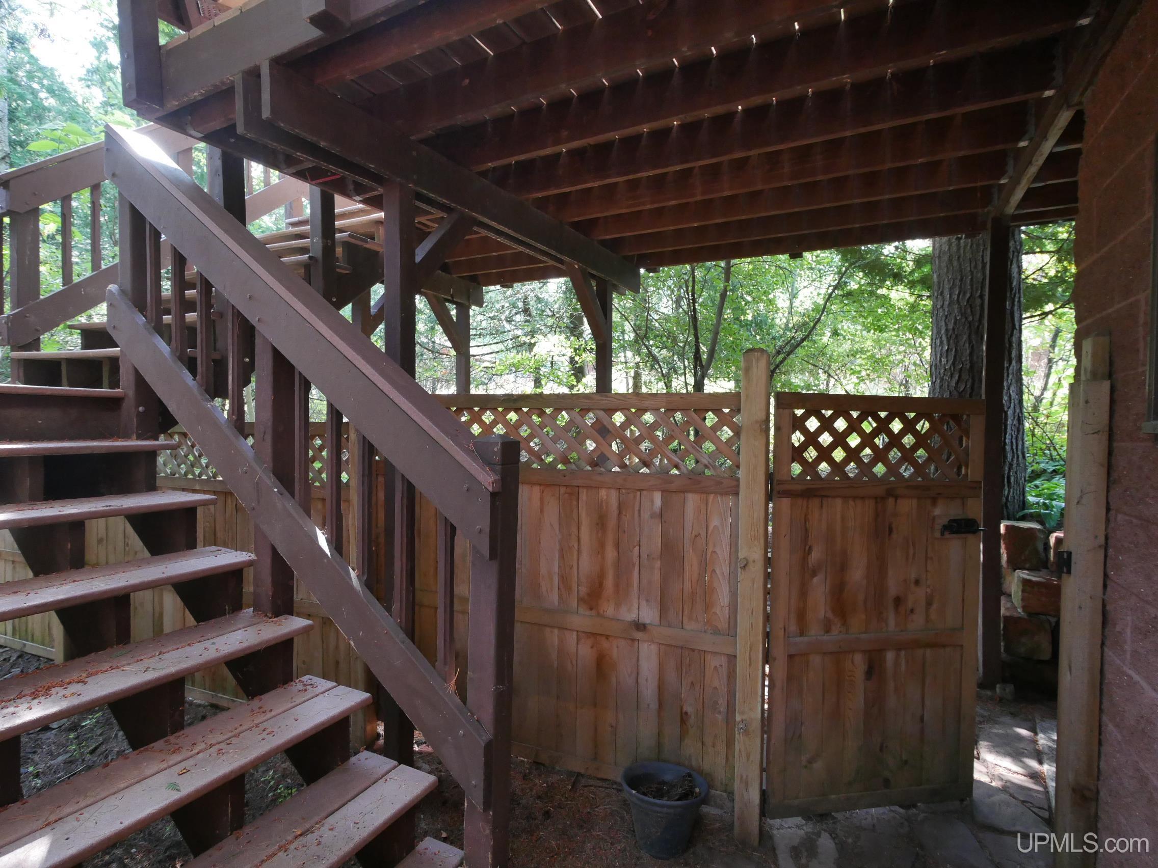 Copper Harbor, Michigan, 49918, United States, 3 Bedrooms Bedrooms, ,3 BathroomsBathrooms,Residential,For Sale,1924307
