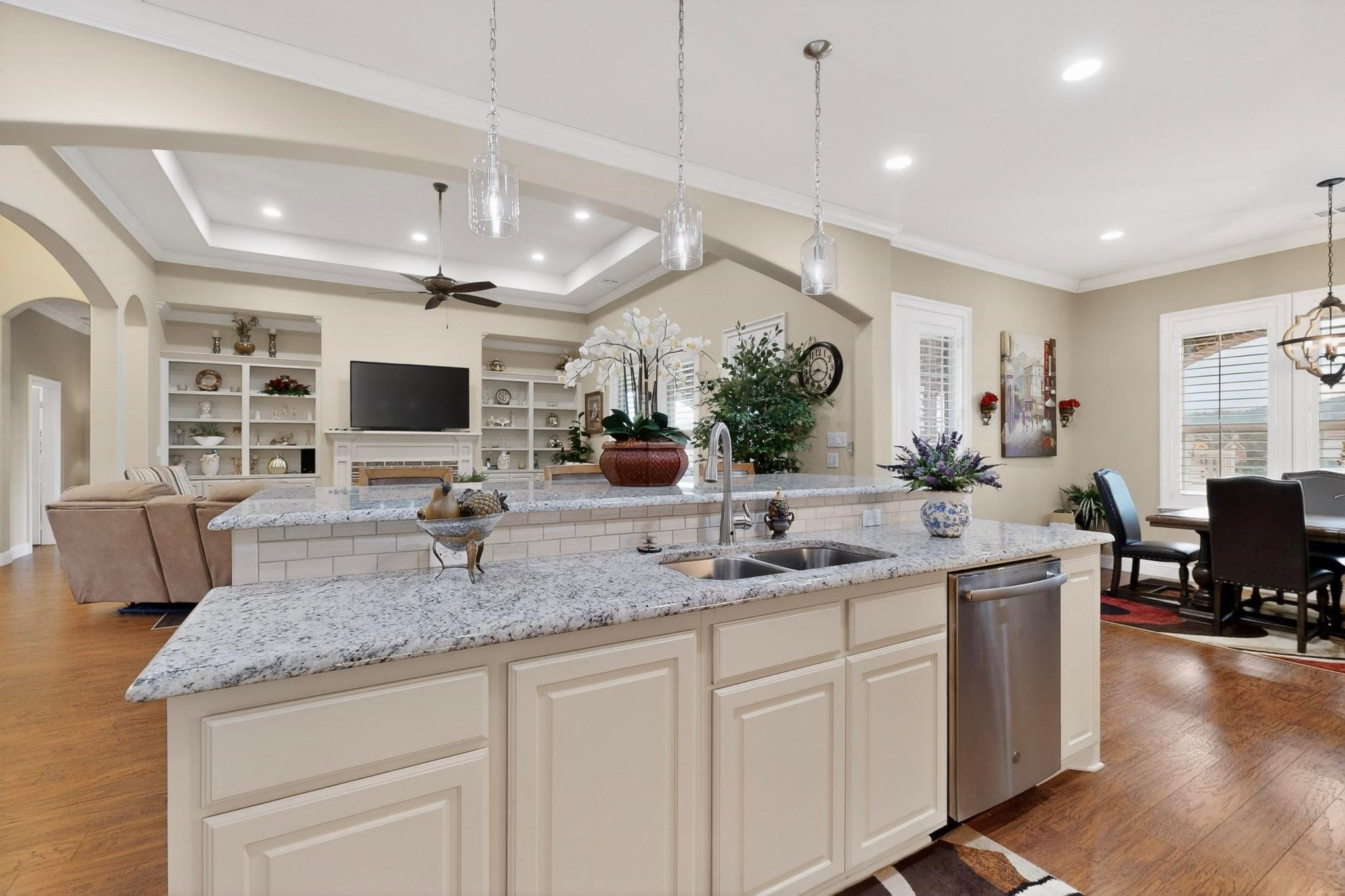 Cedar Hill, Texas, 75104, United States, 3 Bedrooms Bedrooms, ,4 BathroomsBathrooms,Residential,For Sale,1999299