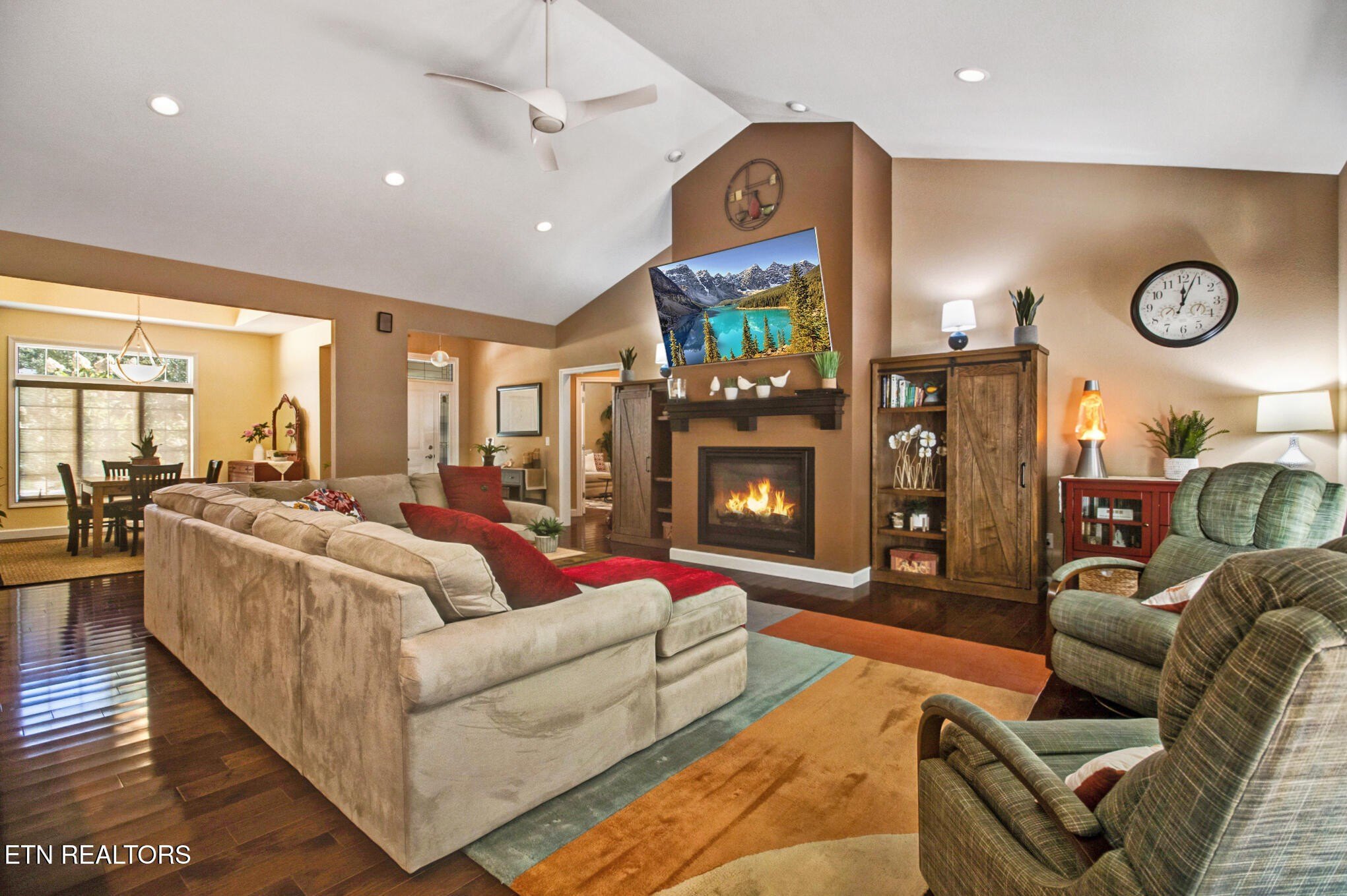 Crossville, Tennessee, 38558, United States, 3 Bedrooms Bedrooms, ,3 BathroomsBathrooms,Residential,For Sale,1927794