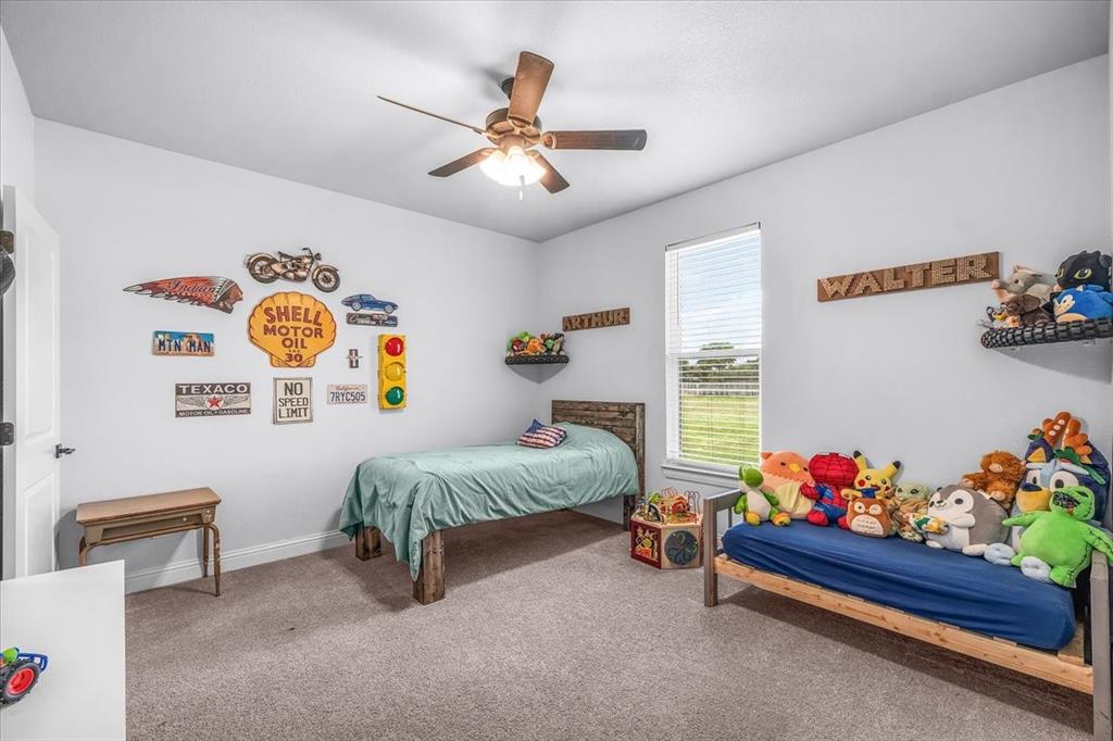 Weatherford, Texas, 76088, United States, 5 Bedrooms Bedrooms, ,5 BathroomsBathrooms,Residential,For Sale,1976907