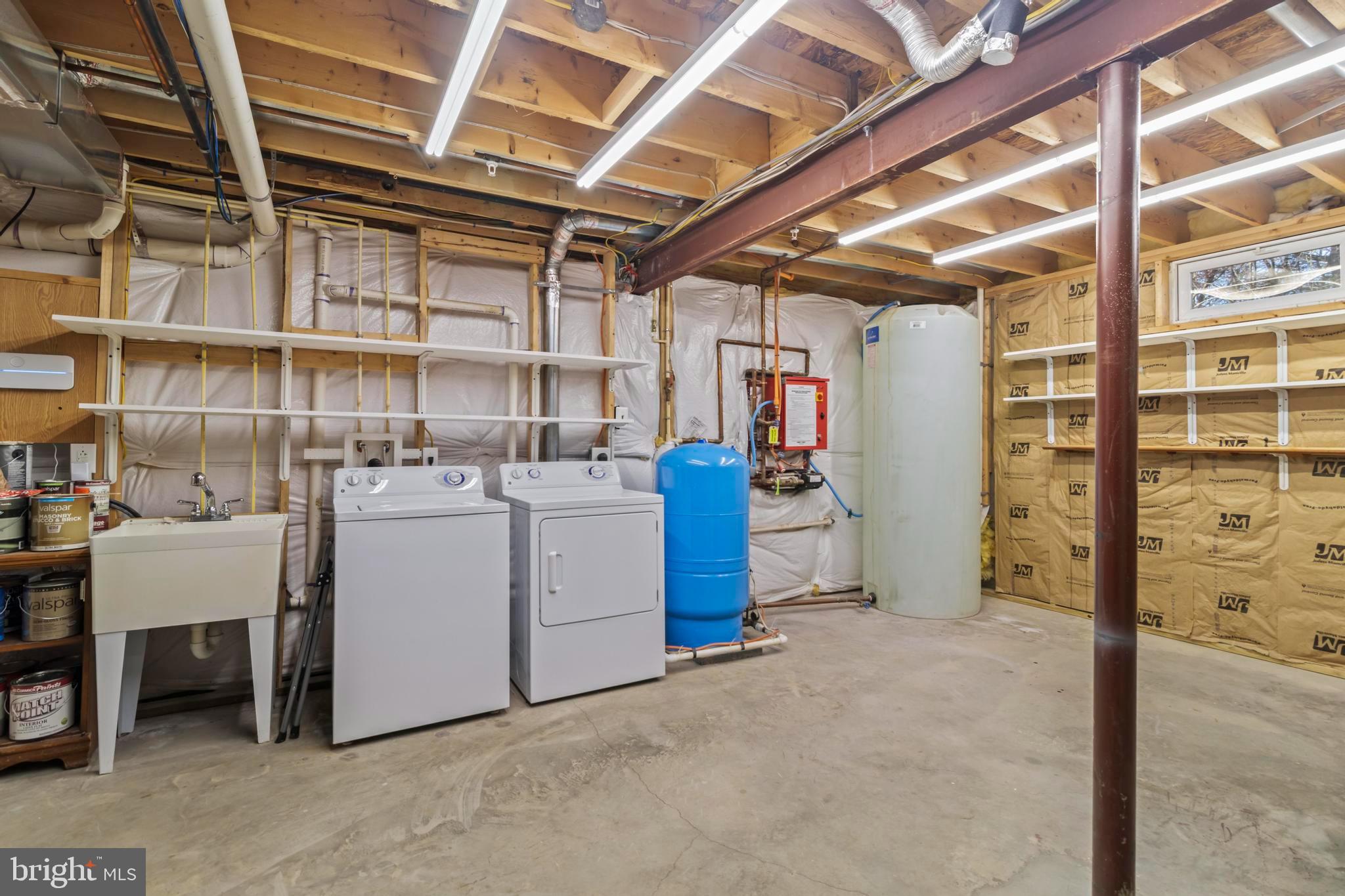 La Plata, Maryland, 20646, United States, 4 Bedrooms Bedrooms, ,4 BathroomsBathrooms,Residential,For Sale,1990810