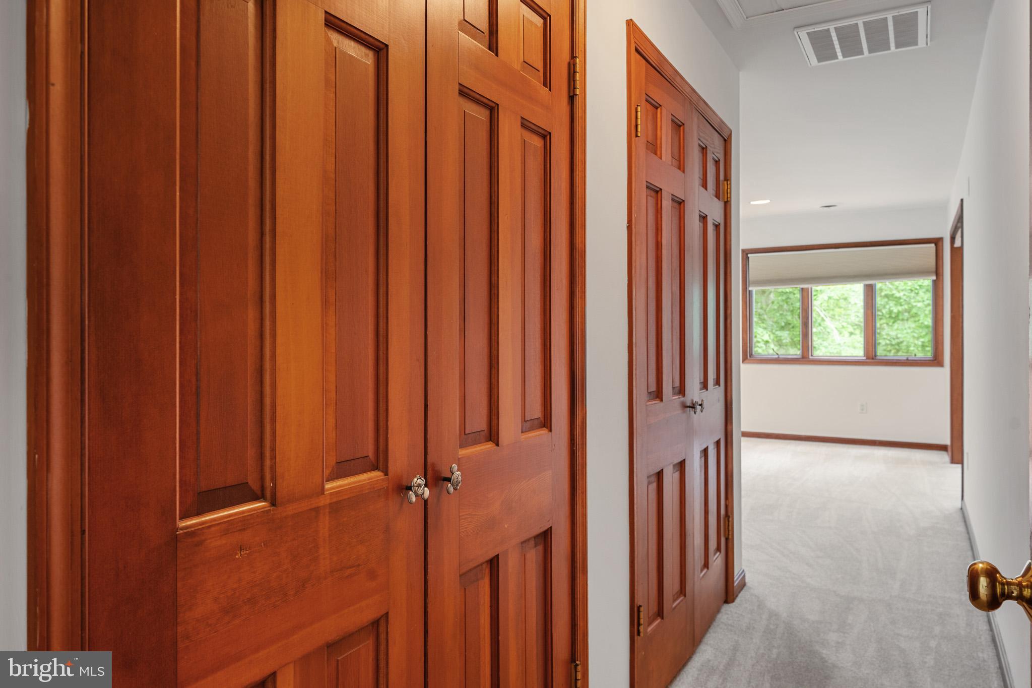 La Plata, Maryland, 20646, United States, 5 Bedrooms Bedrooms, ,4 BathroomsBathrooms,Residential,For Sale,1928558