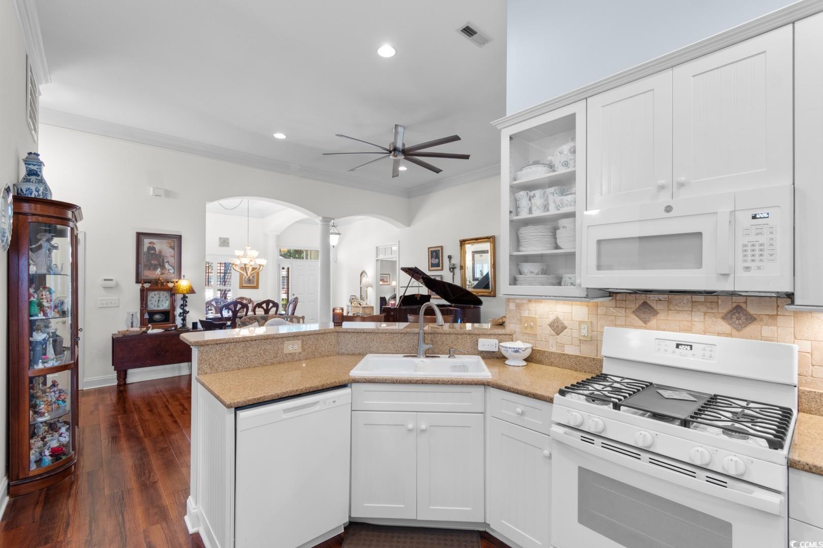 North Myrtle Beach, South Carolina, 29582, United States, 3 Bedrooms Bedrooms, ,2 BathroomsBathrooms,Residential,For Sale,1887452