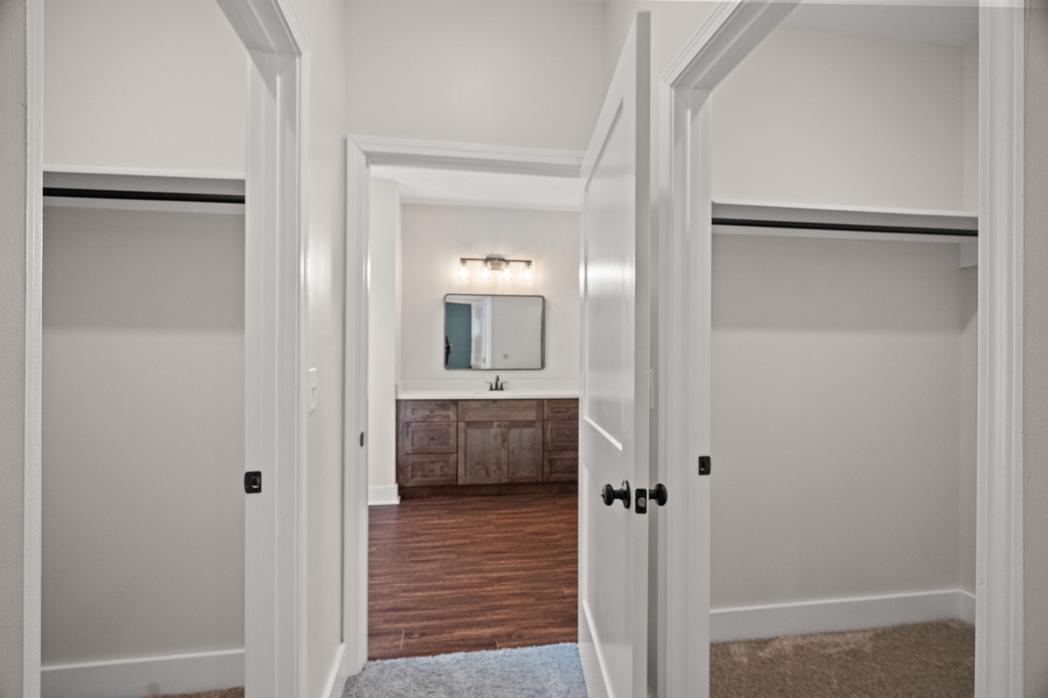 Cedar Hill, Tennessee, 37032, United States, 3 Bedrooms Bedrooms, ,2 BathroomsBathrooms,Residential,For Sale,1981088