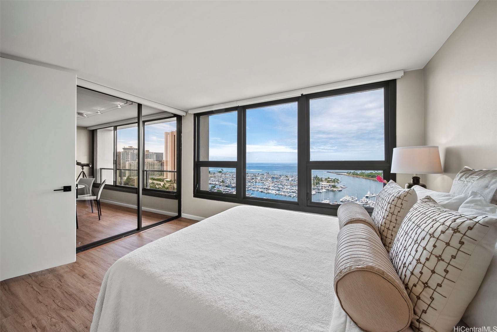 Honolulu, Hawaii, 96815, United States, 1 Bedroom Bedrooms, ,1 BathroomBathrooms,Residential,For Sale,1940342