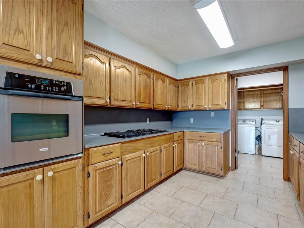 Huntington, Texas, 75949, United States, 4 Bedrooms Bedrooms, ,2 BathroomsBathrooms,Residential,For Sale,1975169