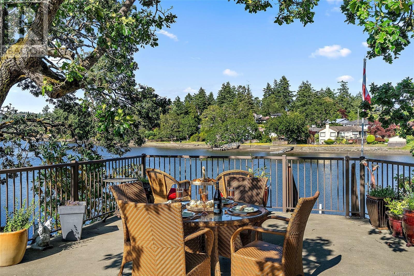 VIEW ROYAL, British Columbia, V9B 1M7, CA, 3 Bedrooms Bedrooms, ,4 BathroomsBathrooms,Residential,For Sale,1874581