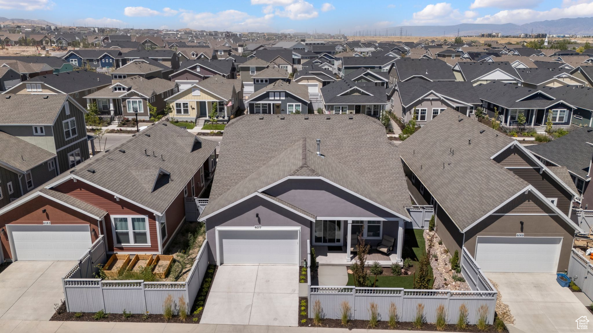 South Jordan, Utah, 84009, United States, 2 Bedrooms Bedrooms, ,3 BathroomsBathrooms,Residential,For Sale,1903673