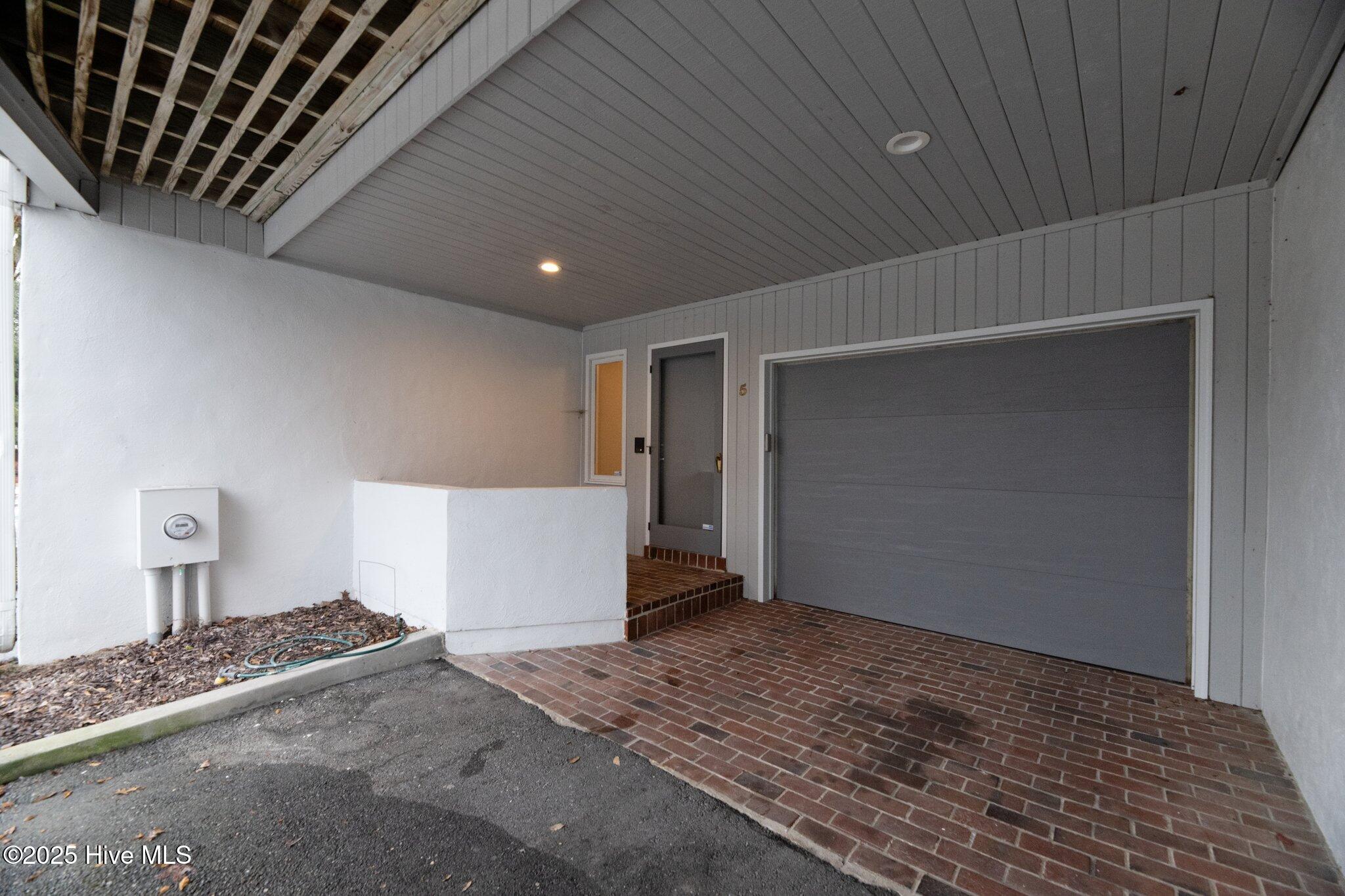 New Bern, North Carolina, 28562, United States, 2 Bedrooms Bedrooms, ,3 BathroomsBathrooms,Residential,For Sale,1695183