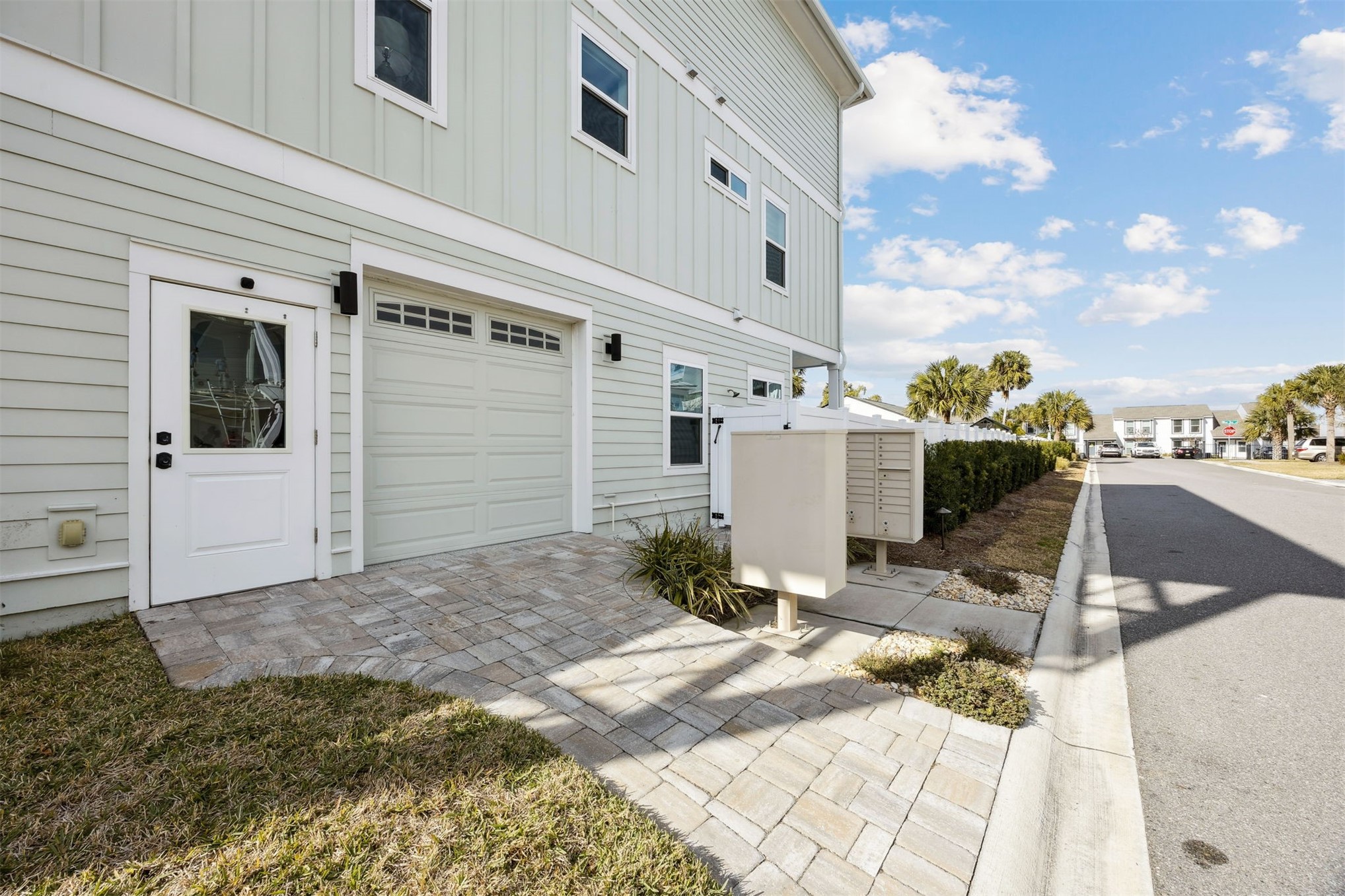 Fernandina Beach, Florida, 32034, United States, 4 Bedrooms Bedrooms, ,3 BathroomsBathrooms,Residential,For Sale,2013975