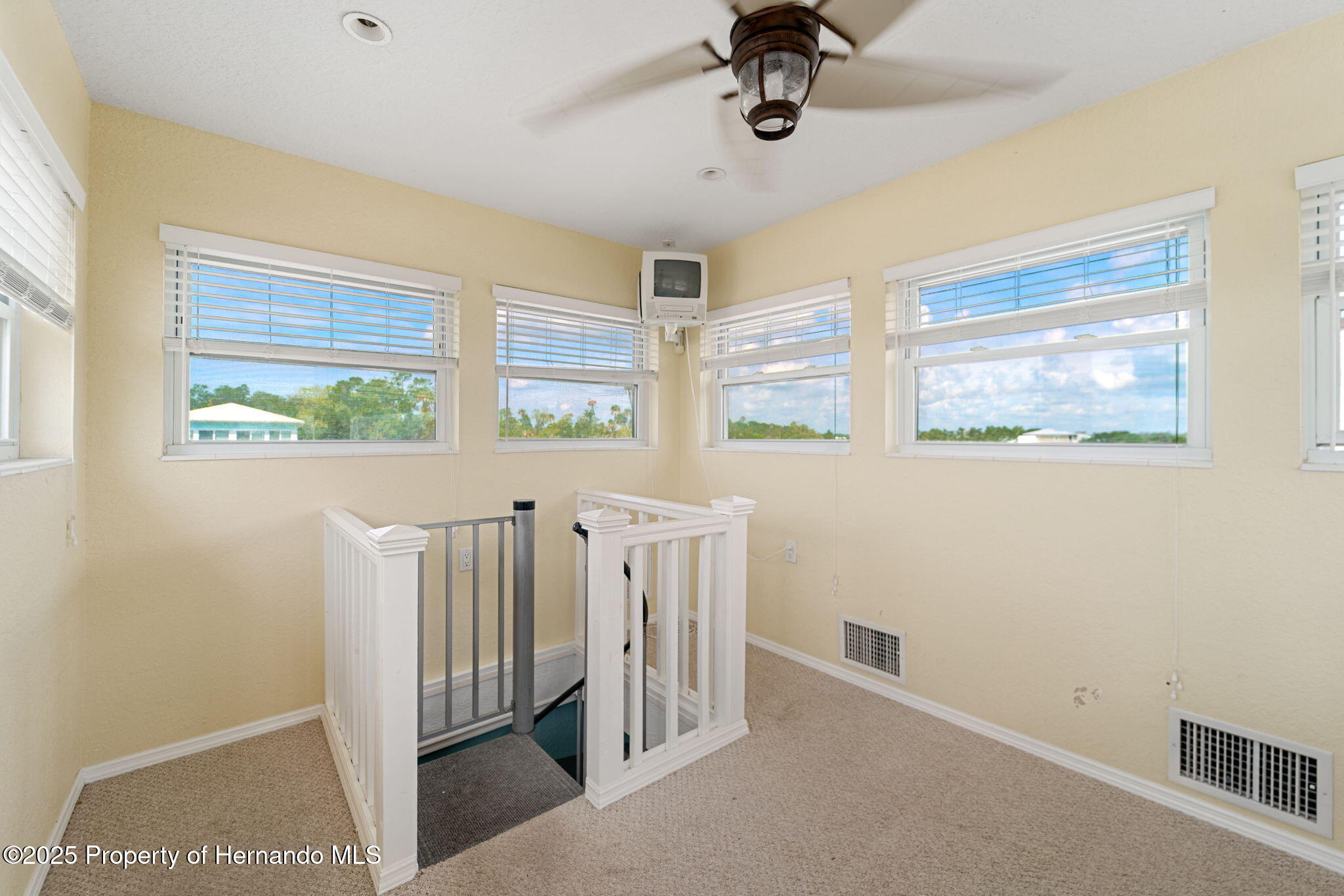 Crystal River, Florida, 34429, United States, 3 Bedrooms Bedrooms, ,2 BathroomsBathrooms,Residential,For Sale,1981608