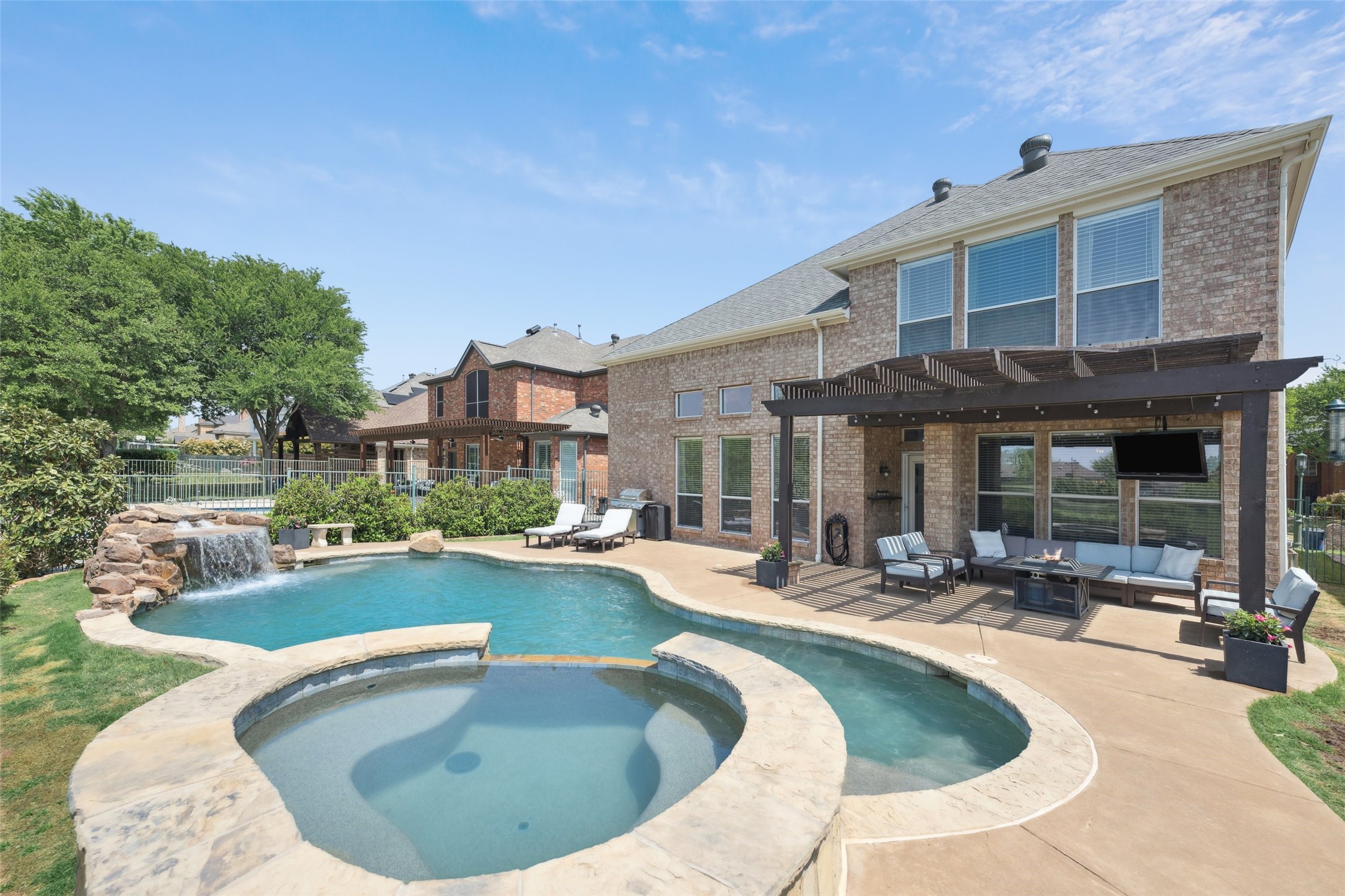 Frisco, Texas, 75033, United States, 5 Bedrooms Bedrooms, ,4 BathroomsBathrooms,Residential,For Sale,1938908